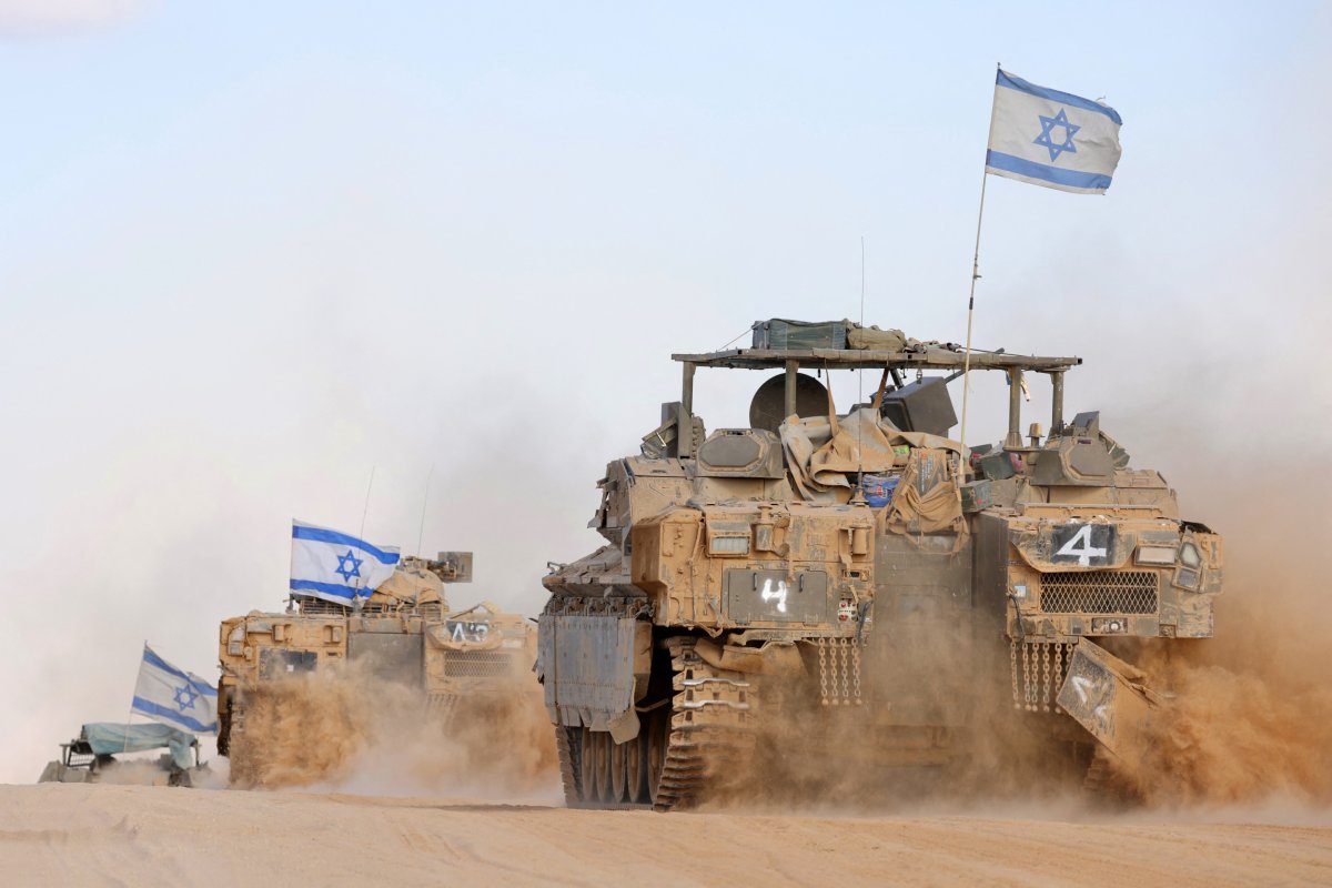 Israeli tanks