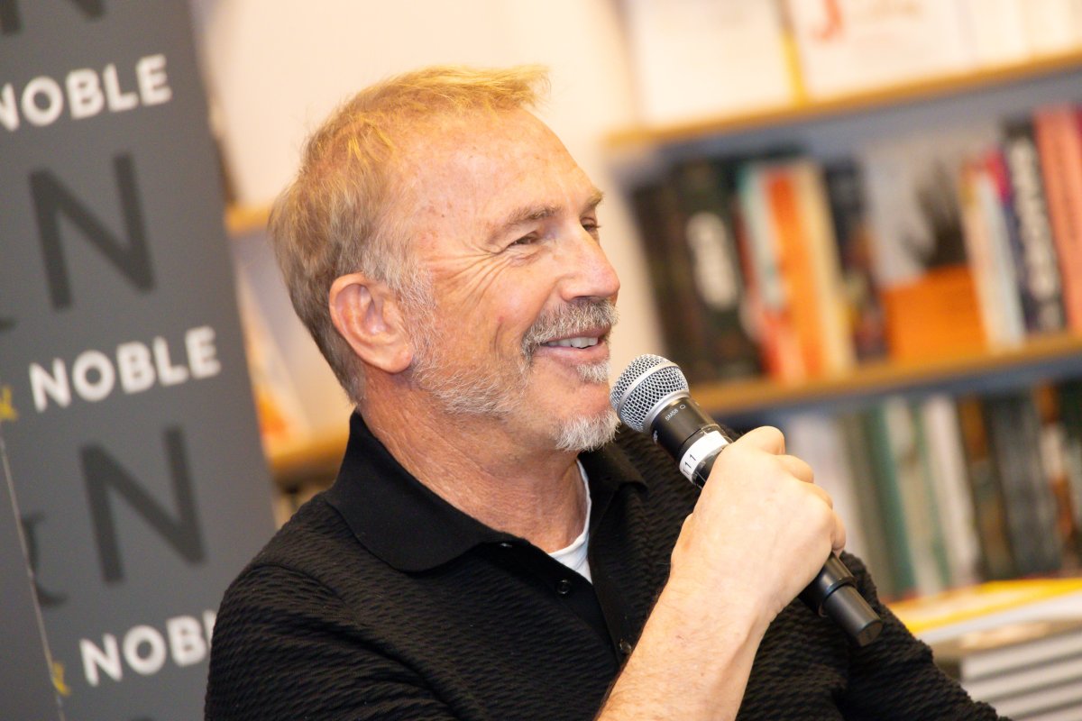Message Kevin Costner Gave at 1st 'Yellowstone' Table Read - Newsweek