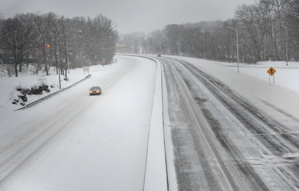 Storms collide peak Christmas travel