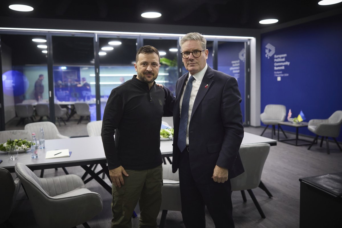 Volodymyr Zelensky and Keir Starmer