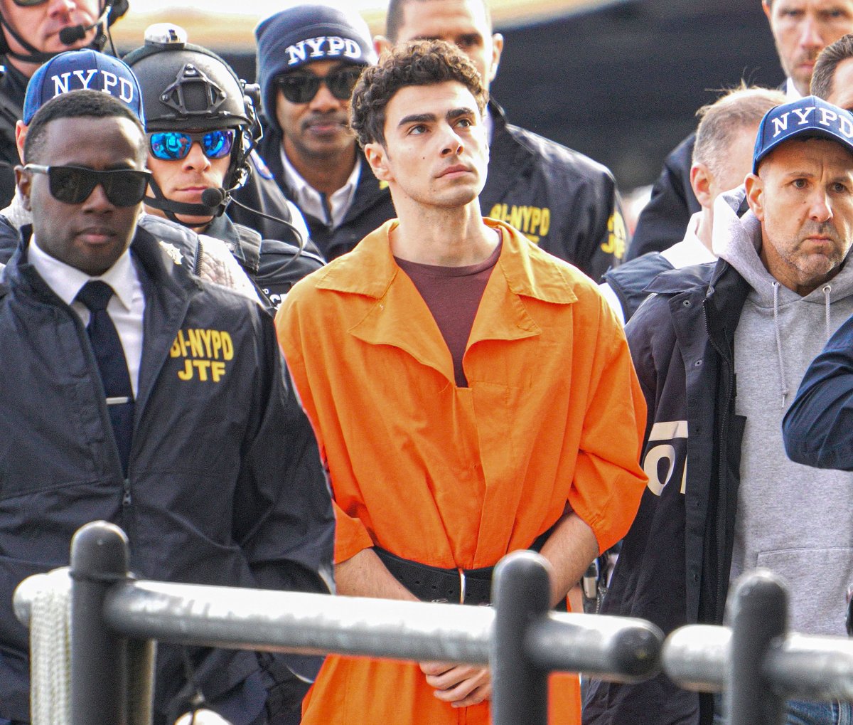 Risk Luigi Mangione Trial Ends in Hung Jury 'Absolutely' Elevated—Lawyer Newsweek