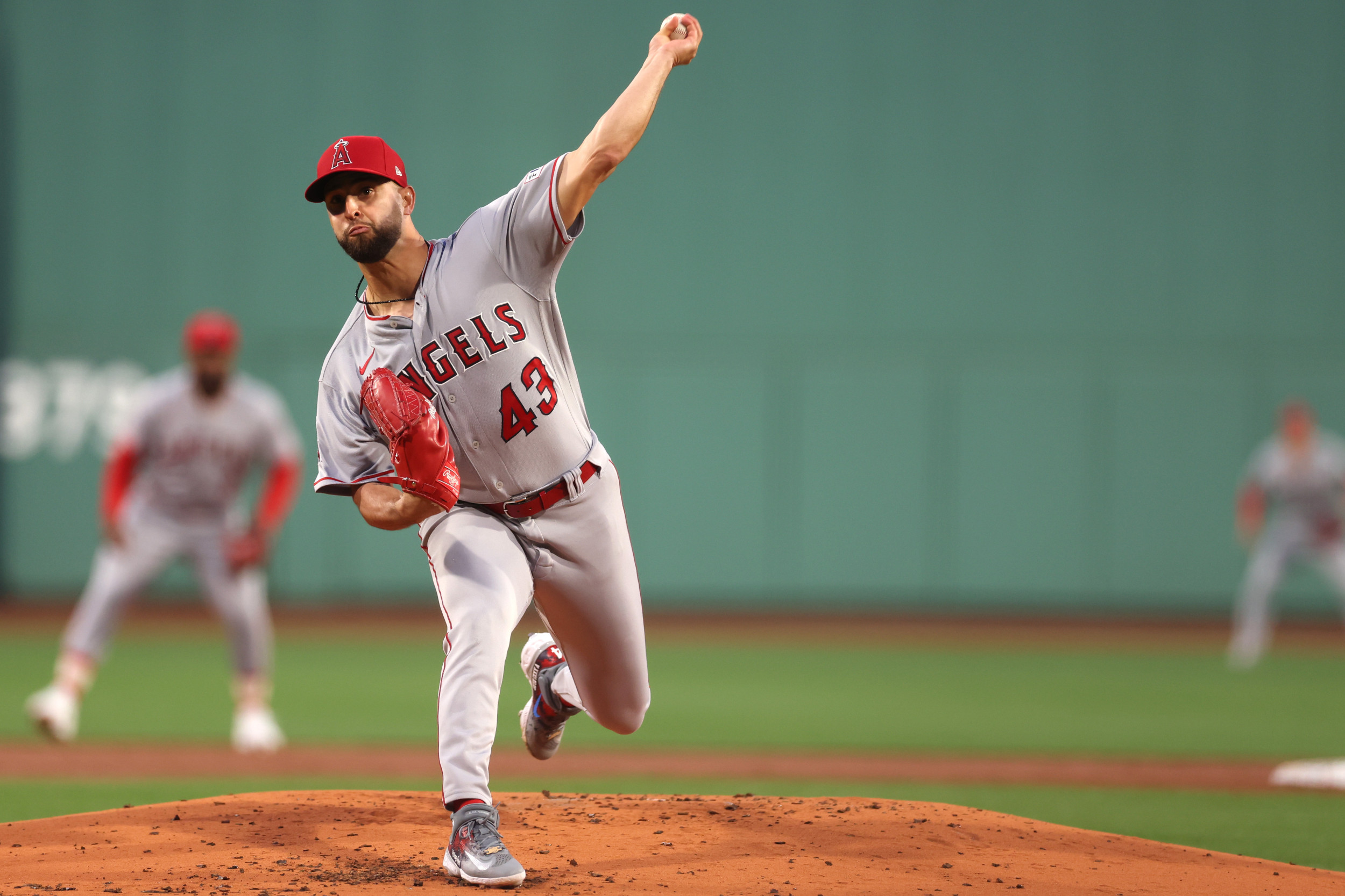 Red Sox Sign Lefty Hurler To Bolster Rotation With Familiar Circumstances