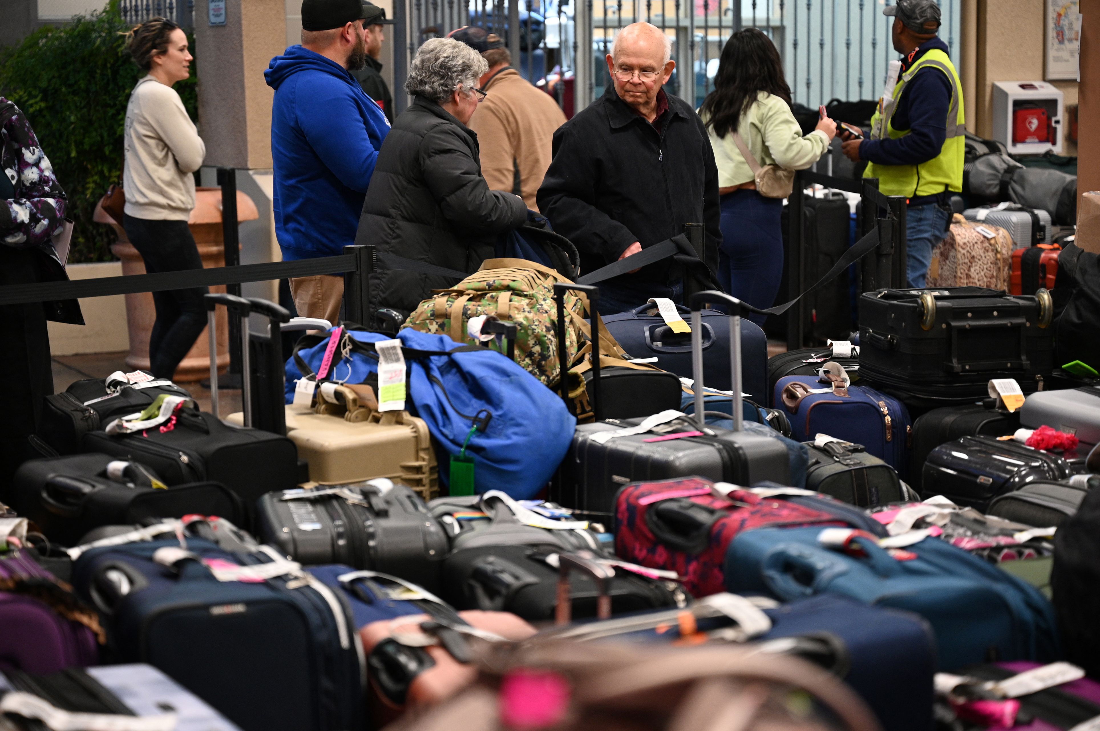 Christmas Weather Updates: Snow, Ice and Rain to Impact Holiday Travel in Parts of US