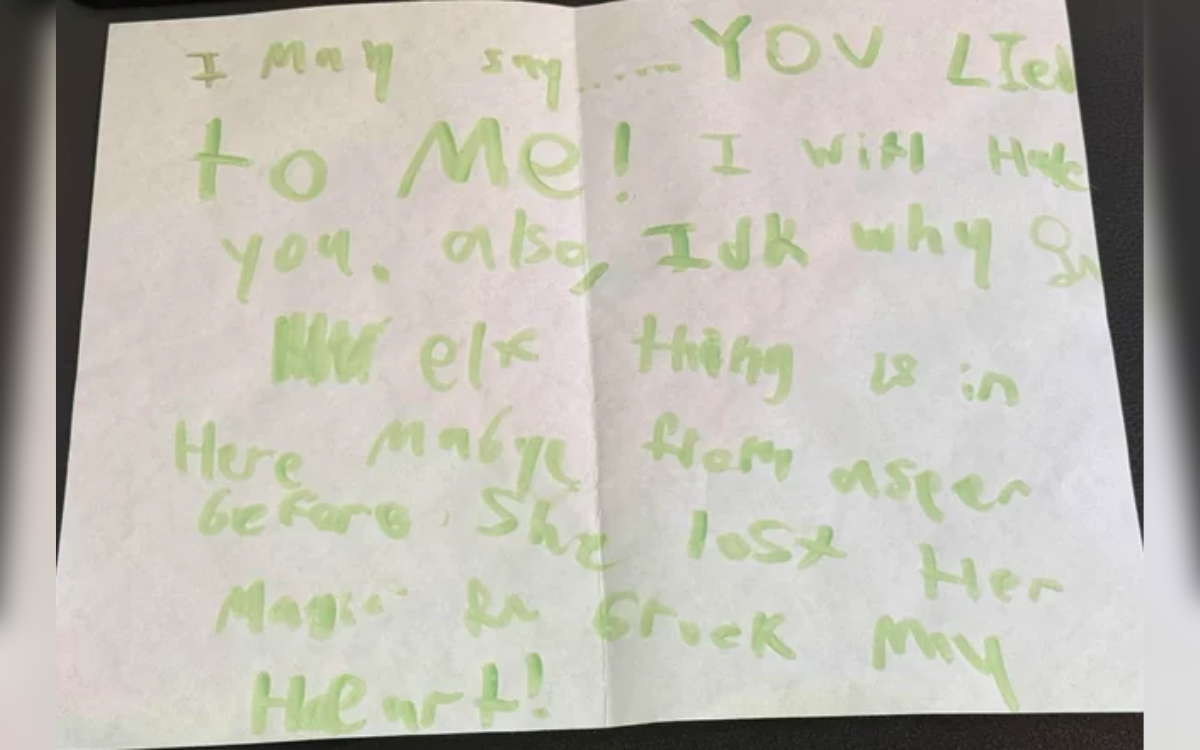 8-year-old girl writes parents letter after discovering truth about Santa