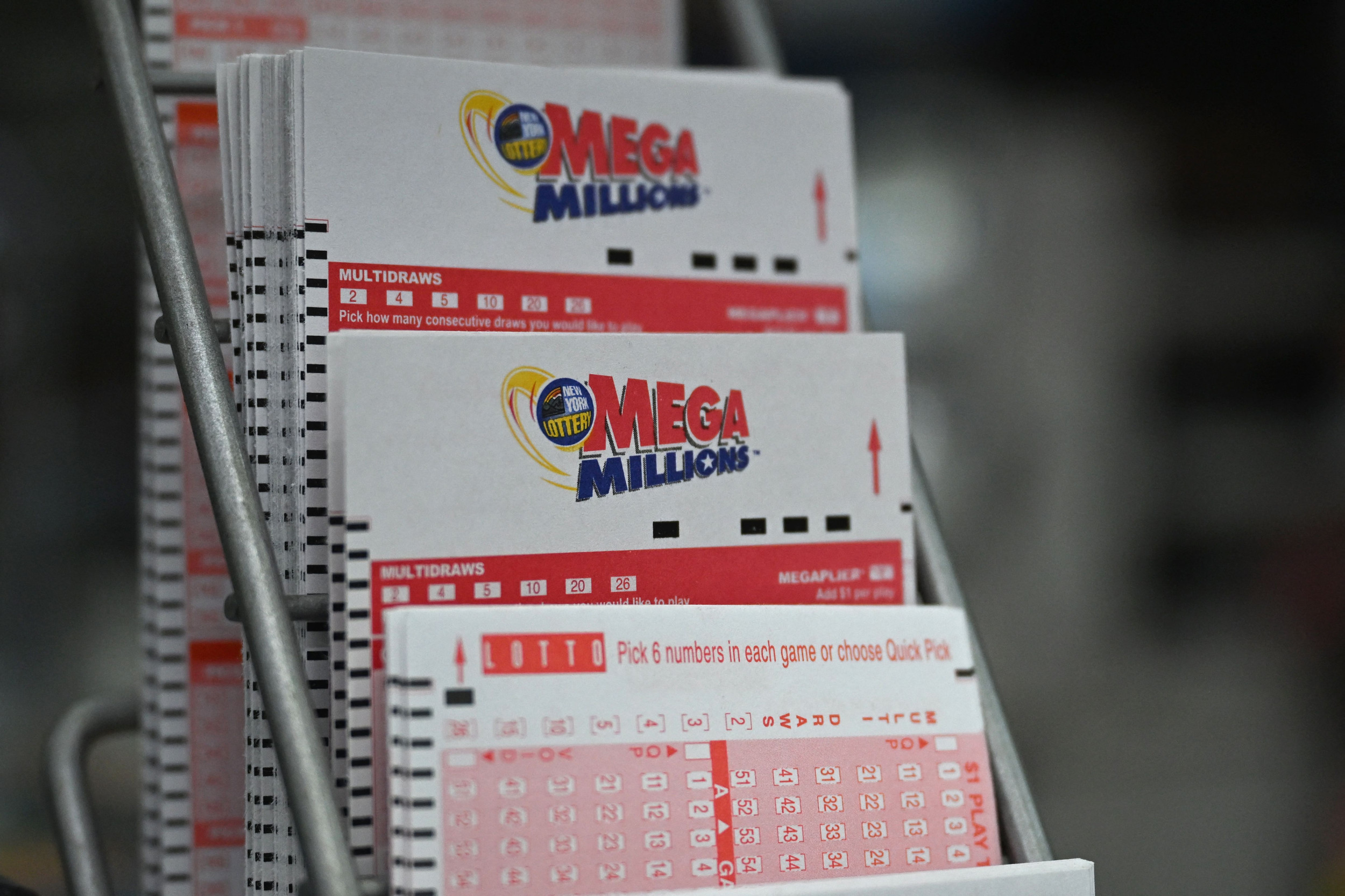 What Are Your Odds of Winning 1B Mega Millions as a Late Christmas Gift? Newsweek