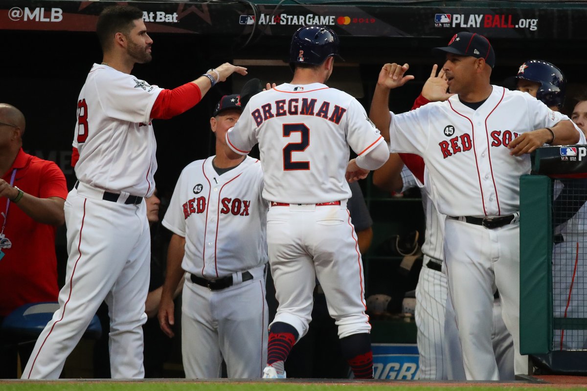 Alex Bregman and Alex Cora