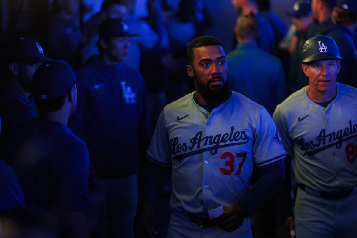 Los Angeles Dodgers outfielder Teoscar Hernández