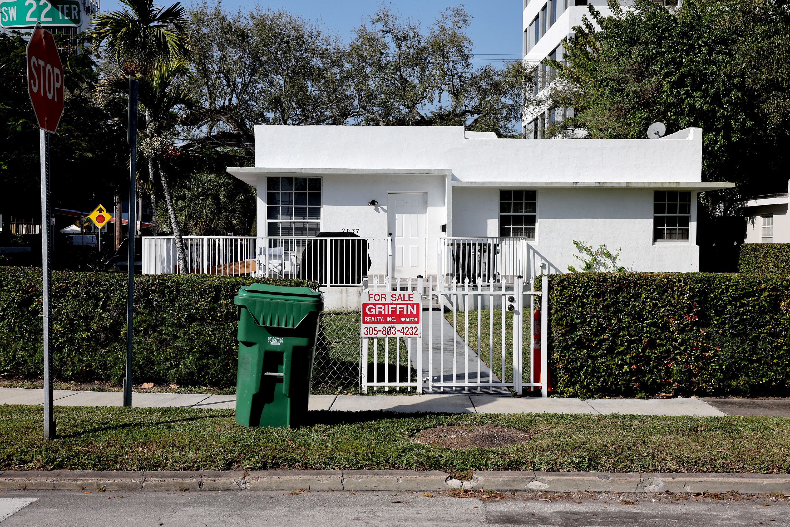 Florida Housing Market Faces 2025 Struggles