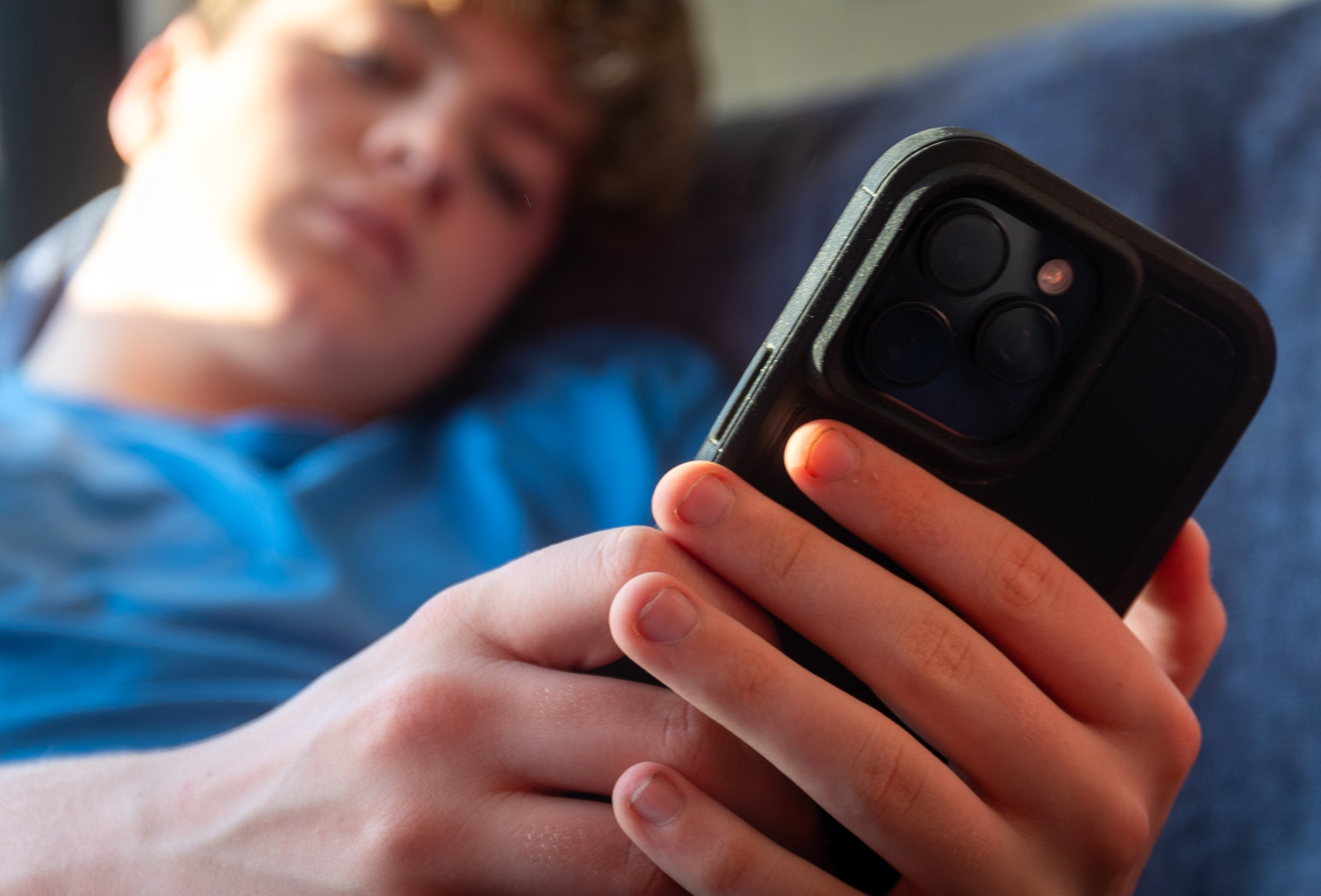 Greece Developing App to Curb Excessive Internet Use by Young People ...