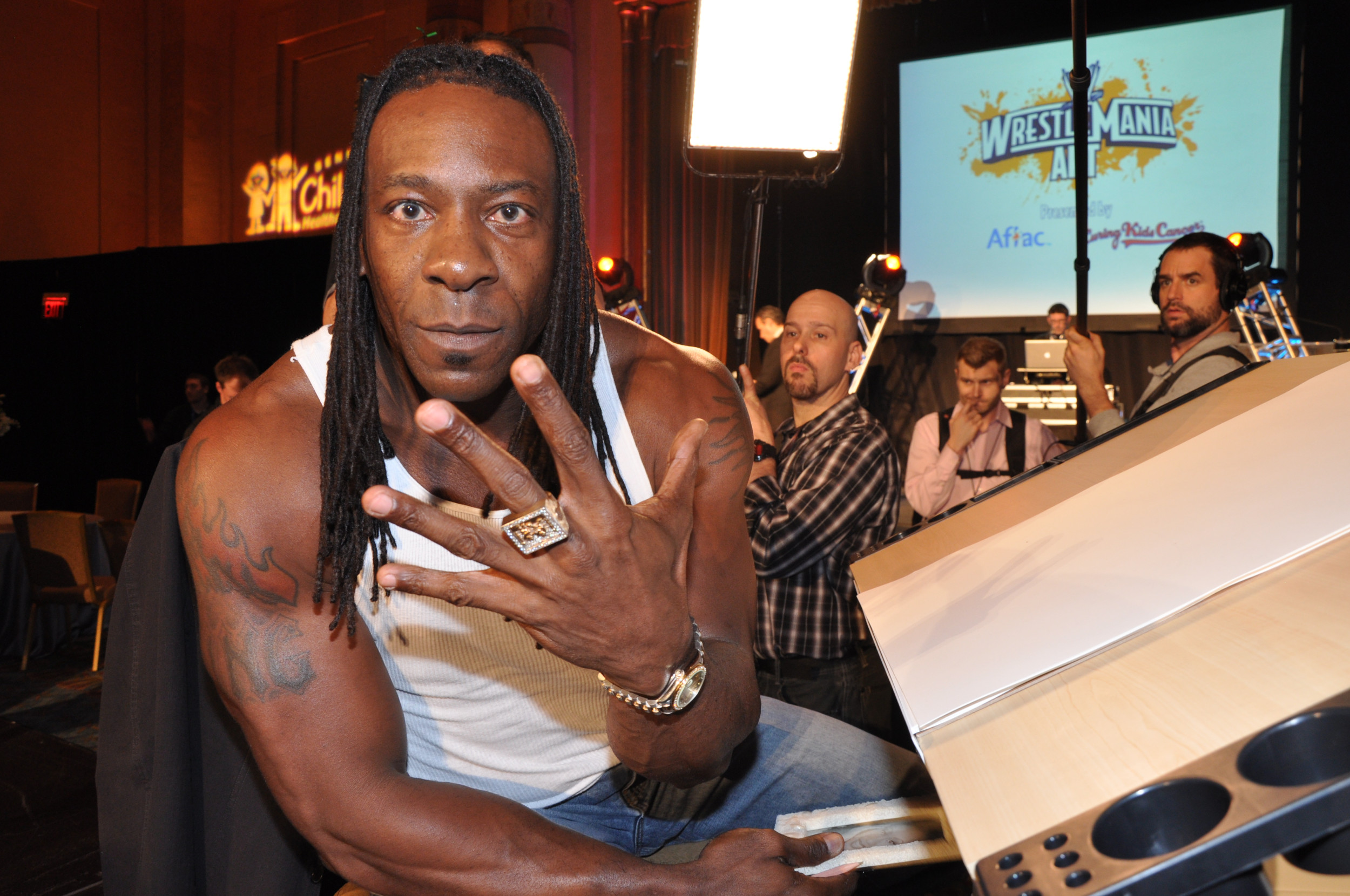 Booker T Set to Face Zilla Fatu in January