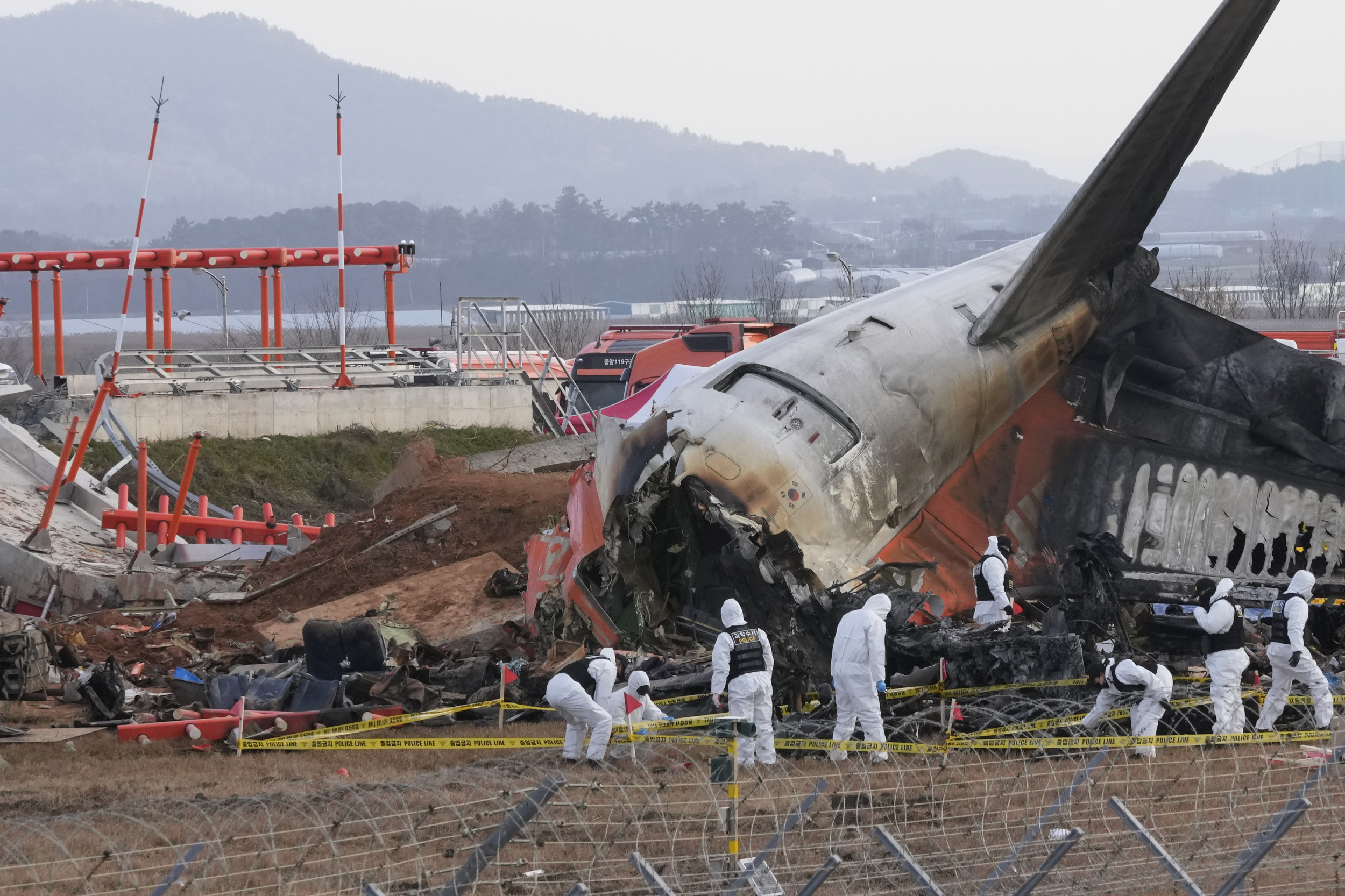 featured image thumbnail for post South Korean Plane Crash How Two Survivors of 181 Lived Because of Their Seats