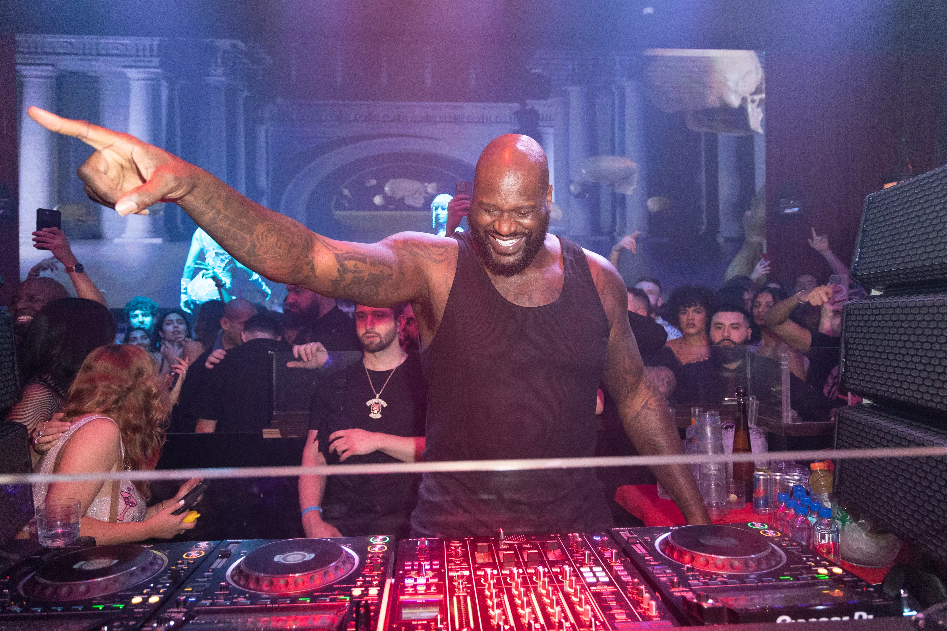 Shaquille O'Neal hits the Miami club scene as DJ Diesel with son