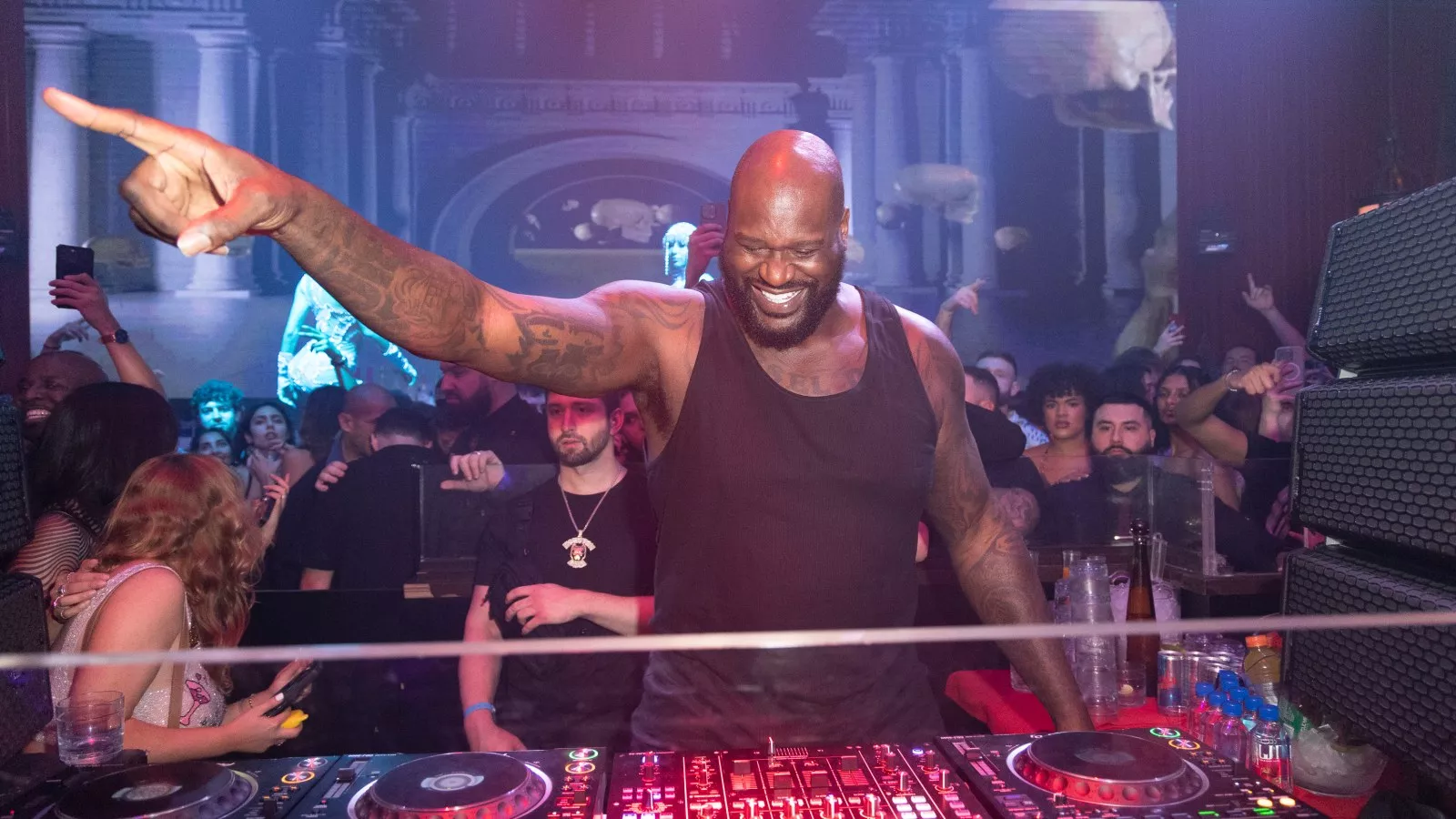 Shaquille O'Neal hits the Miami club scene as DJ Diesel with son