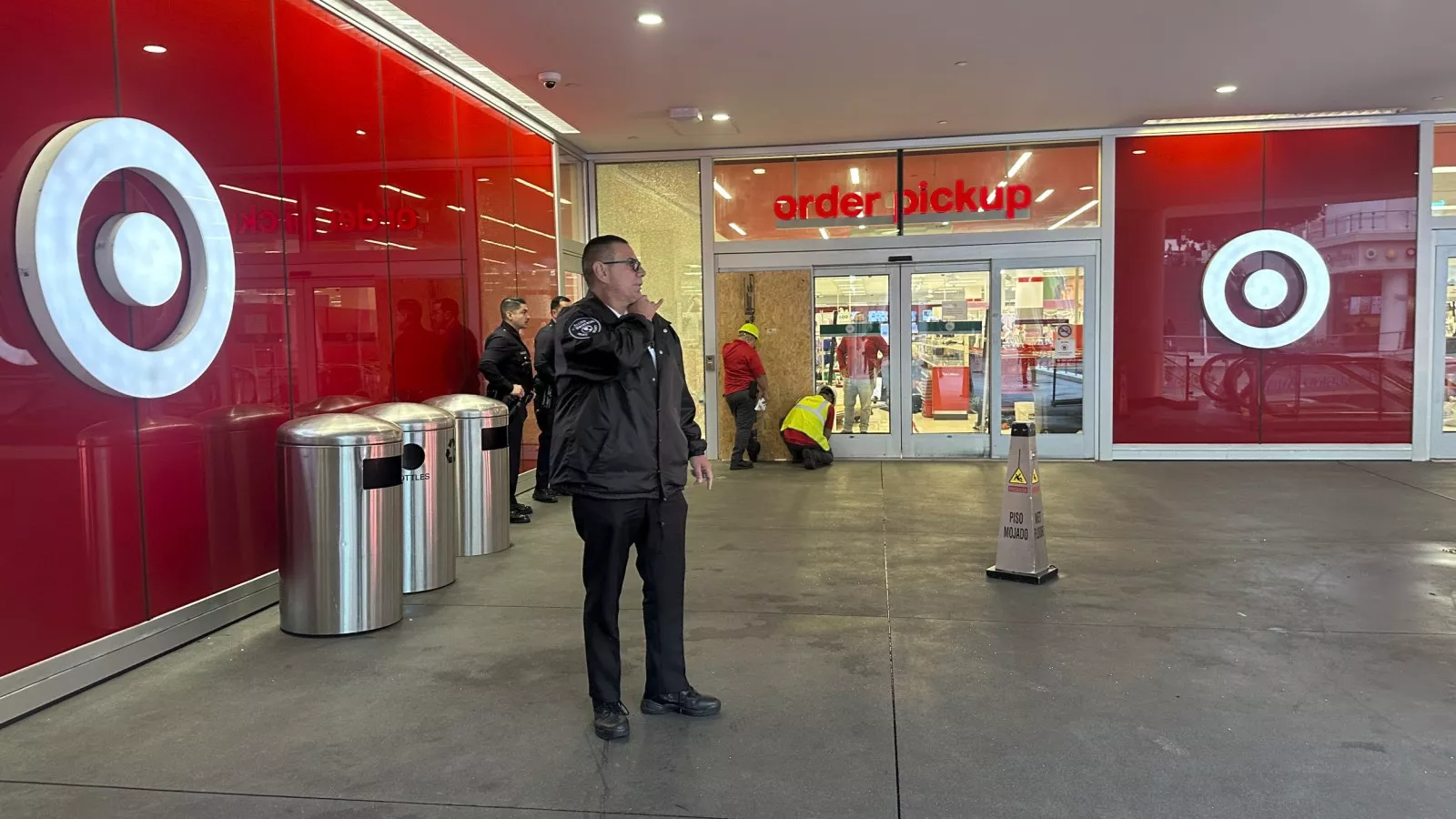 2 security guards shot at LA Target after confronting shoplifting suspect