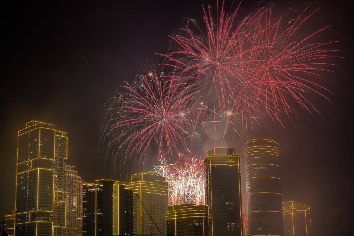 Fireworks New Year's 2025 Philippines