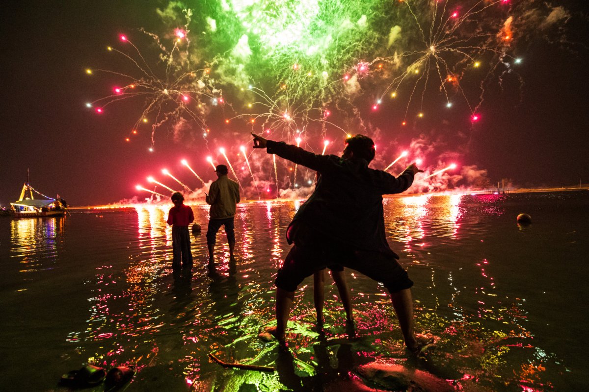 Indonesia Fireworks Display Locals Jakarta 