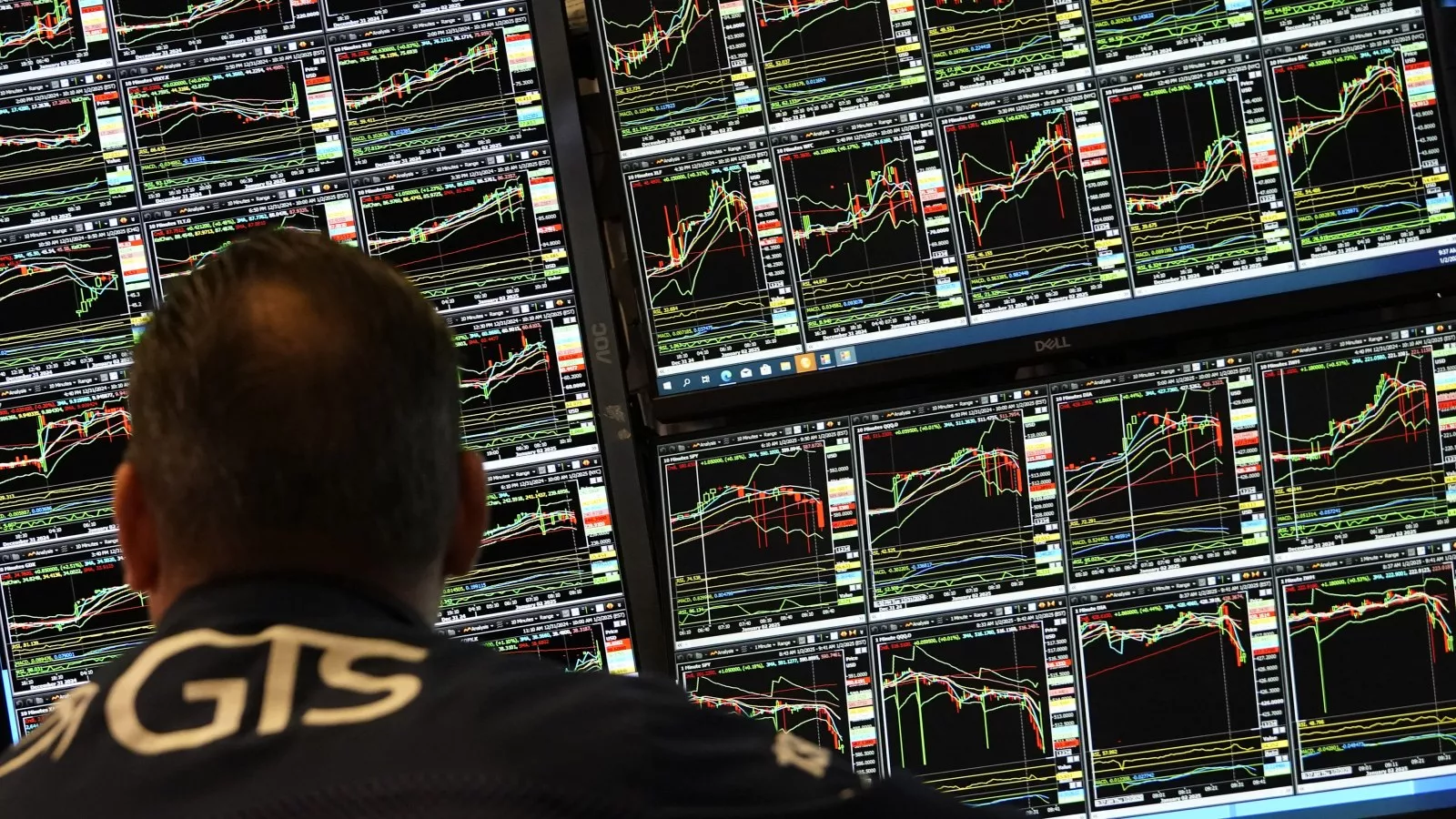 Wall Streets kicks off 2025 on positive note with stock gains