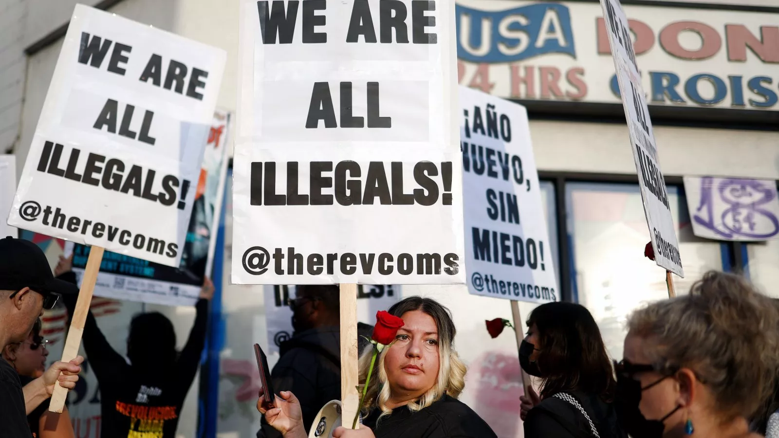 Mass deportation fears stop Chicago church services