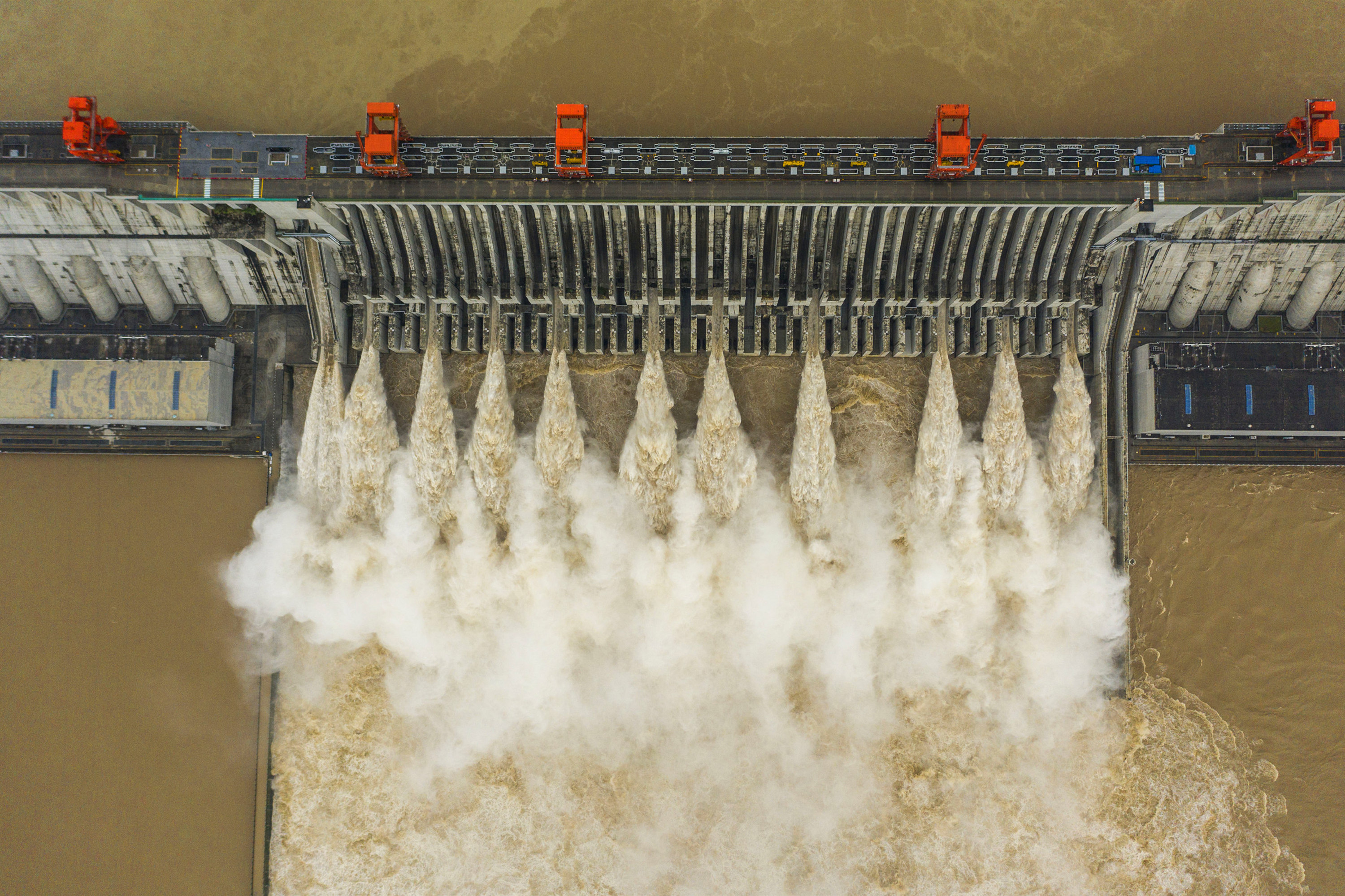 China Plans World's Largest Hydropower Dam - Newsweek