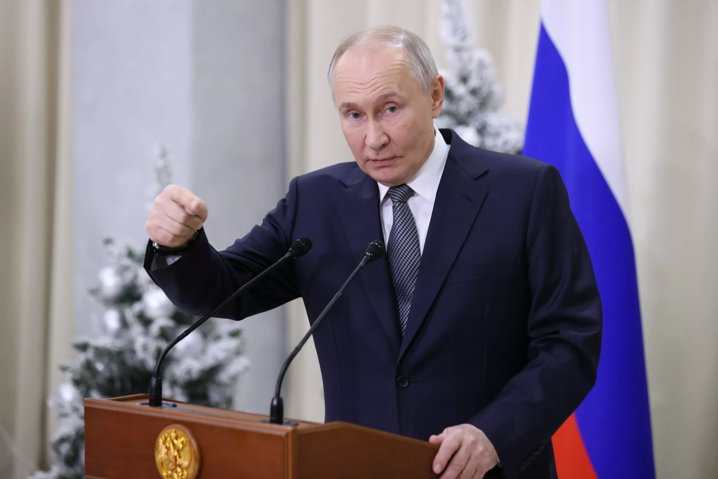 Russia includes West in "retaliation" warning after Ukraine's ATACMS attack