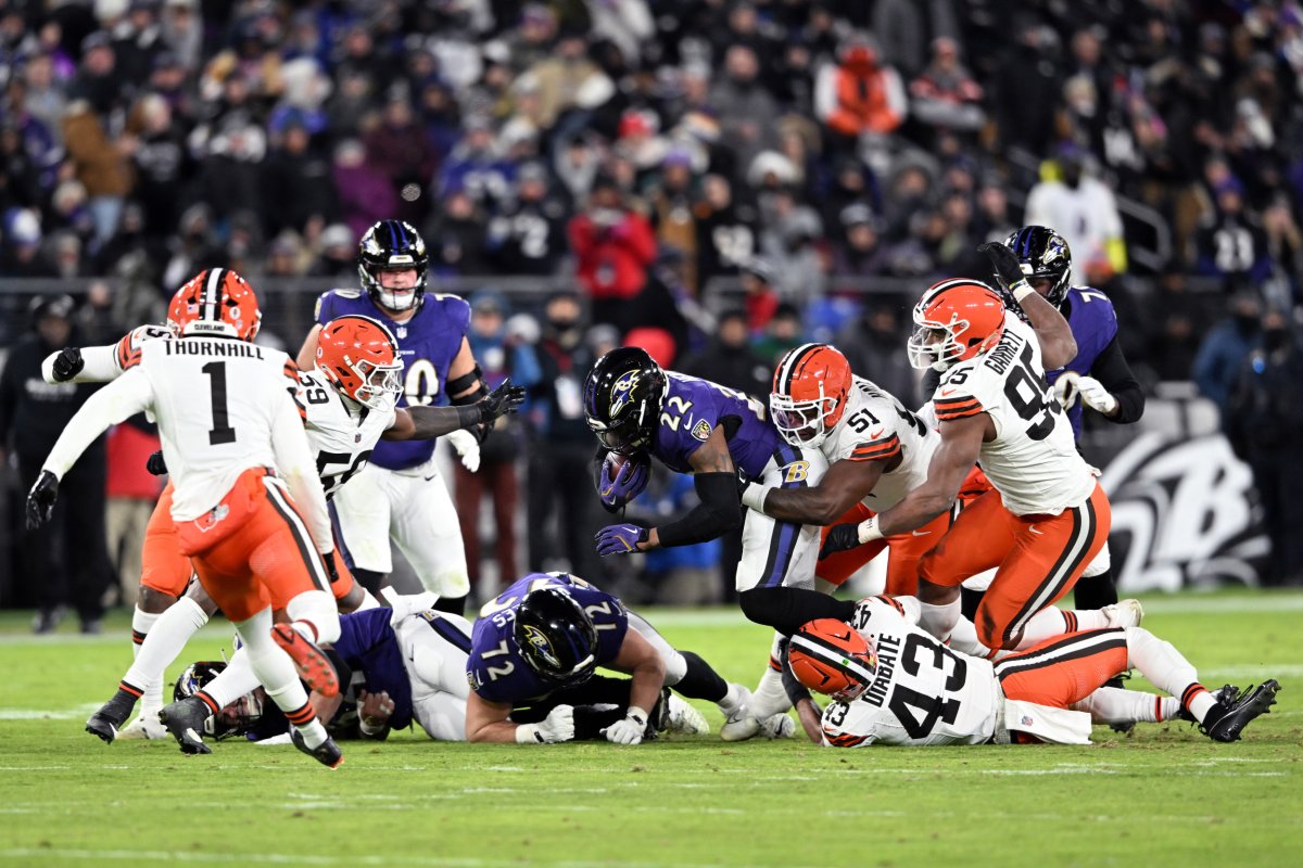 Browns DL Michael Hall Jr