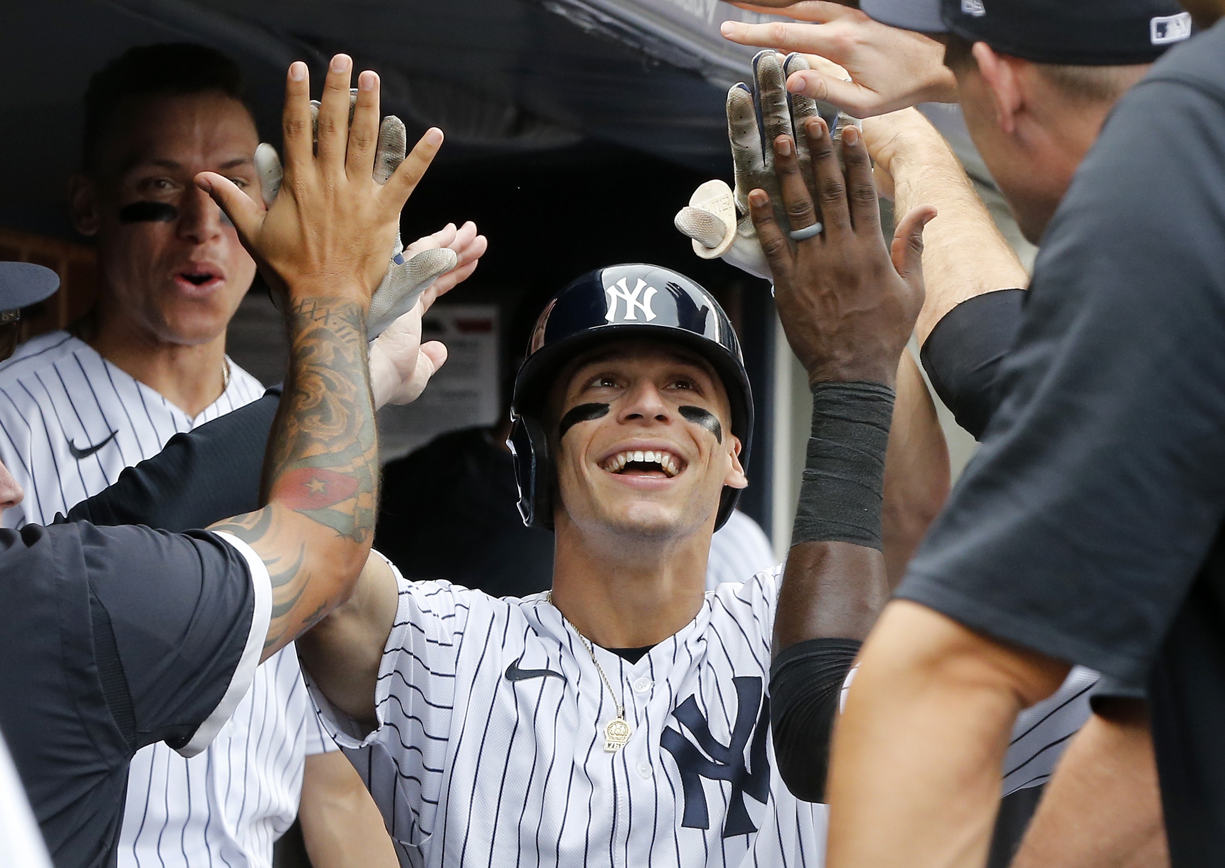 Yankees Under-Radar Free Agent Signing Puts Hometown Hero Back in Pinstripes