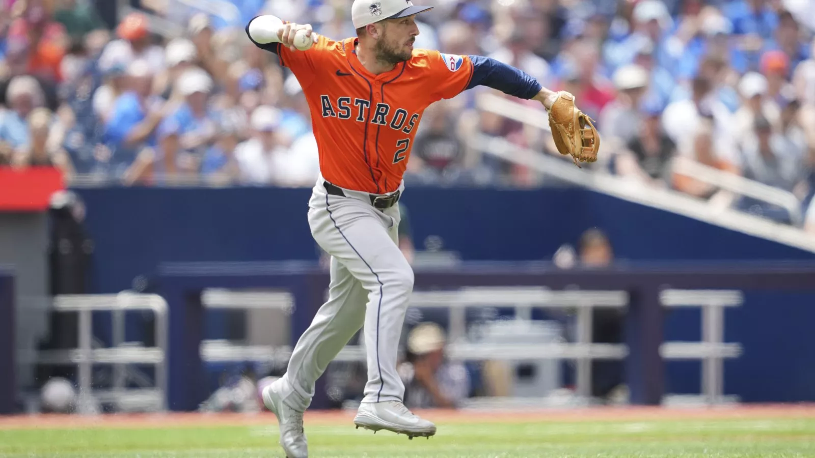 Blue Jays Predicted To Steal Dream Red Sox Free Agent Target On $196M Deal