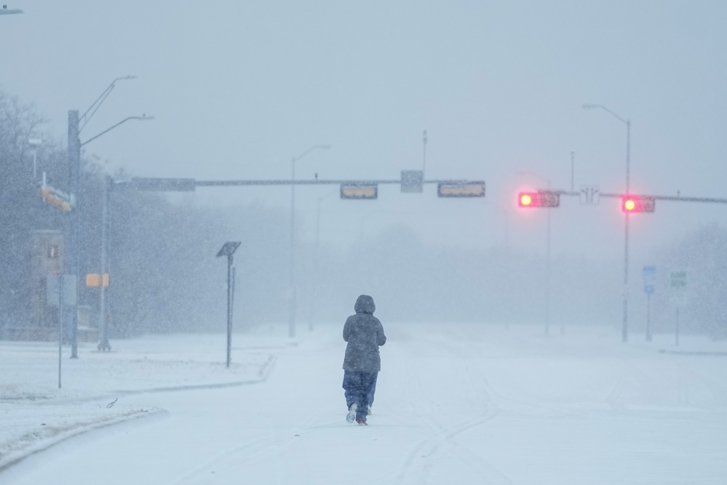 Texas Freeze Sees Meteorologists Sound Alarm: 'Dangerous Situation ...