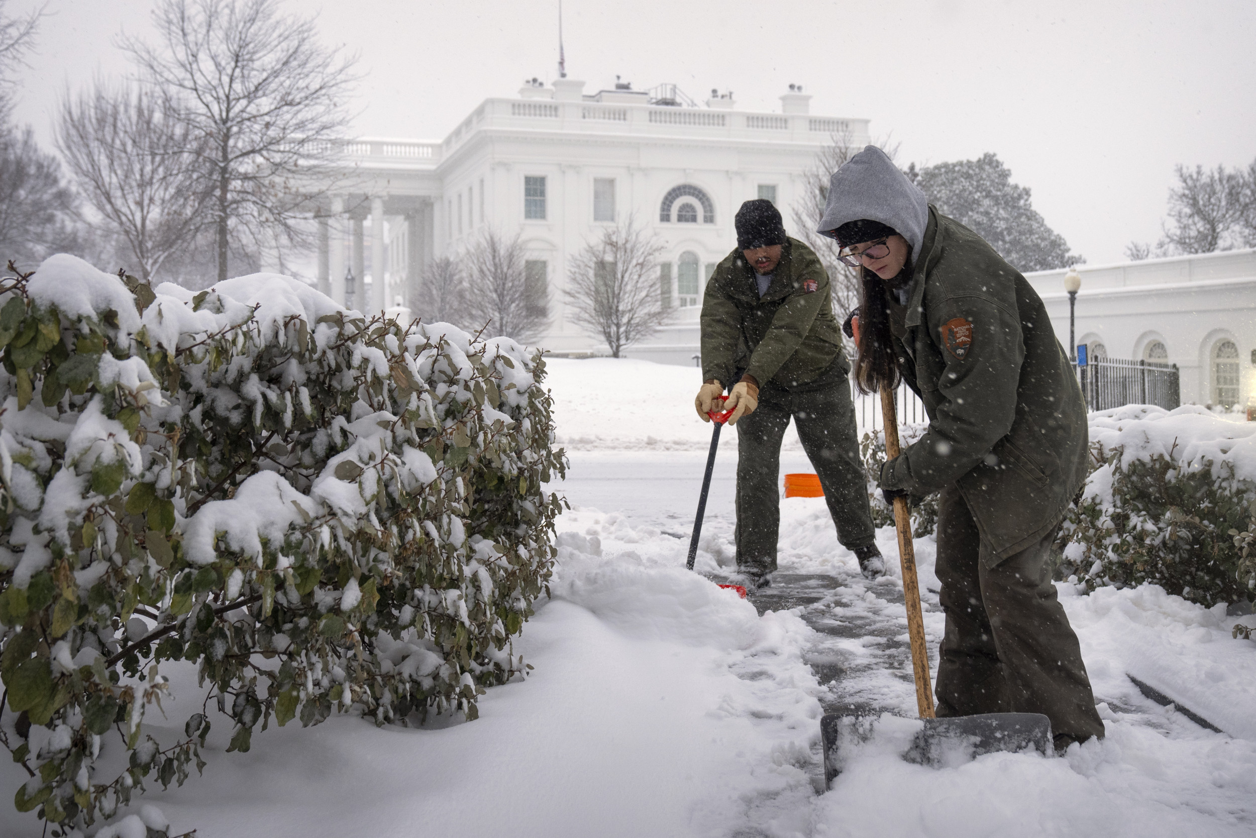 Winter Storm Warning Updates: Six States Declare State of Emergency