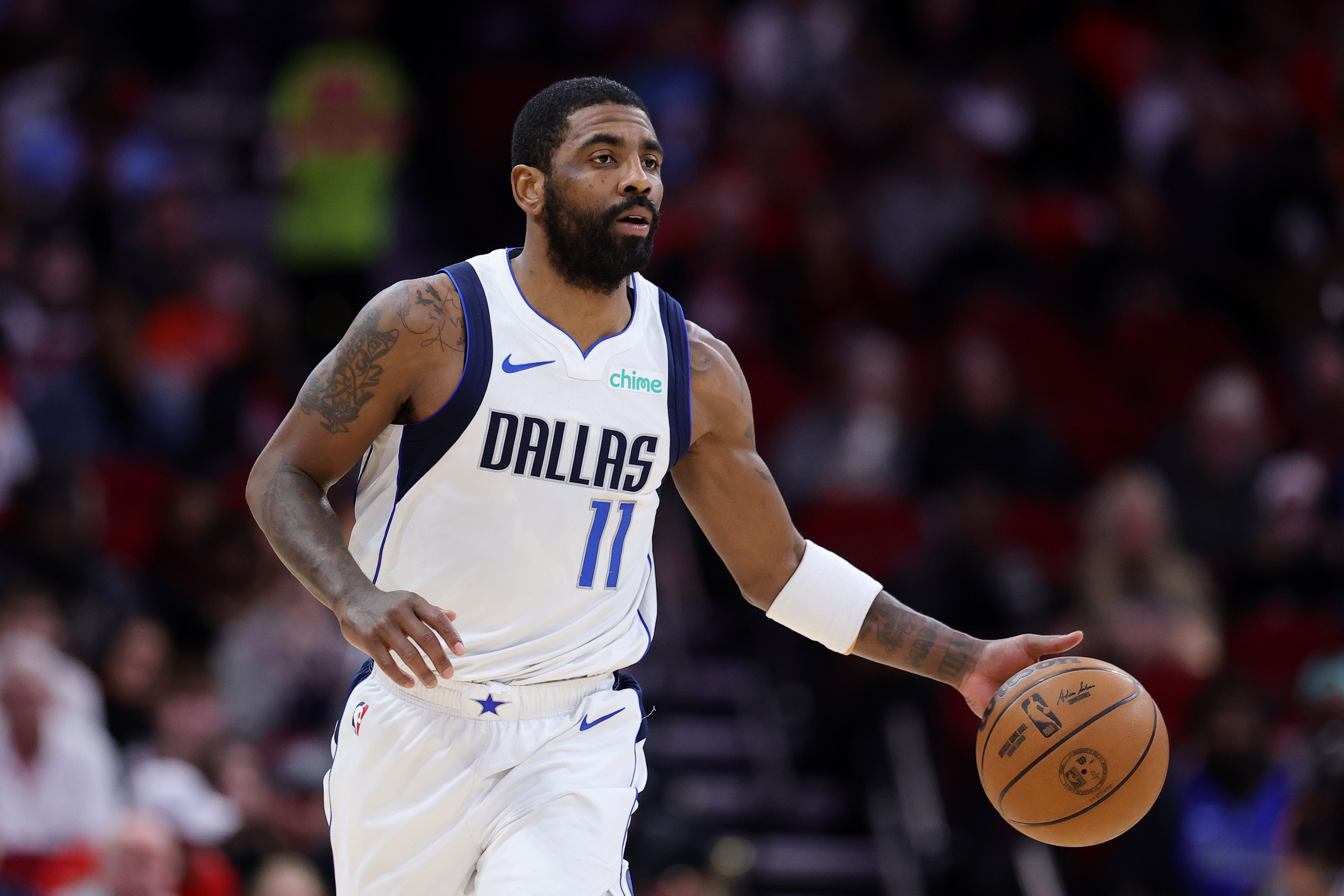 Ex-Mavericks Owner Mark Cuban Sends Kyrie Irving Message Before NBA Season