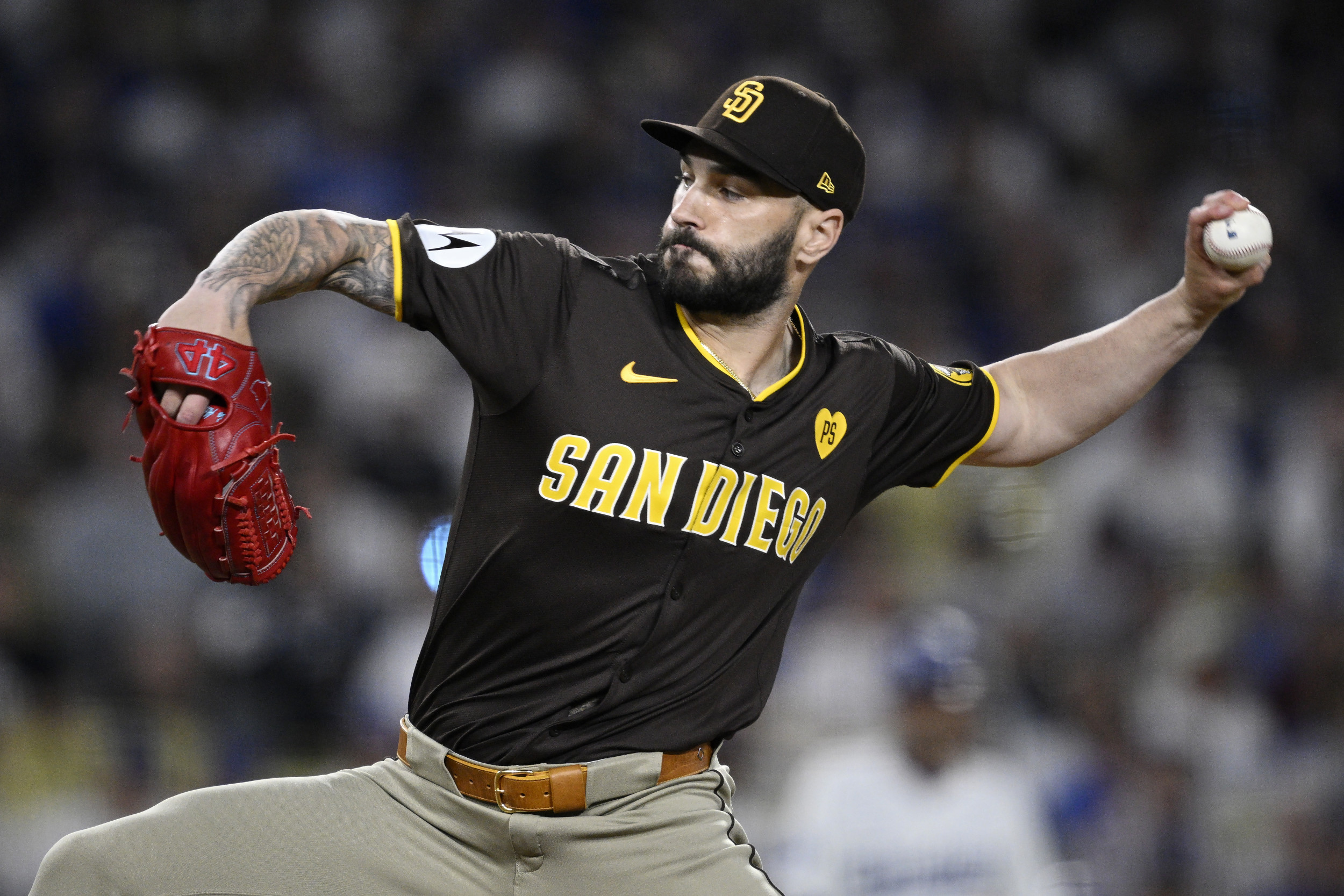Red Sox Clear Front-Runners For Shutdown Closer Free Agent