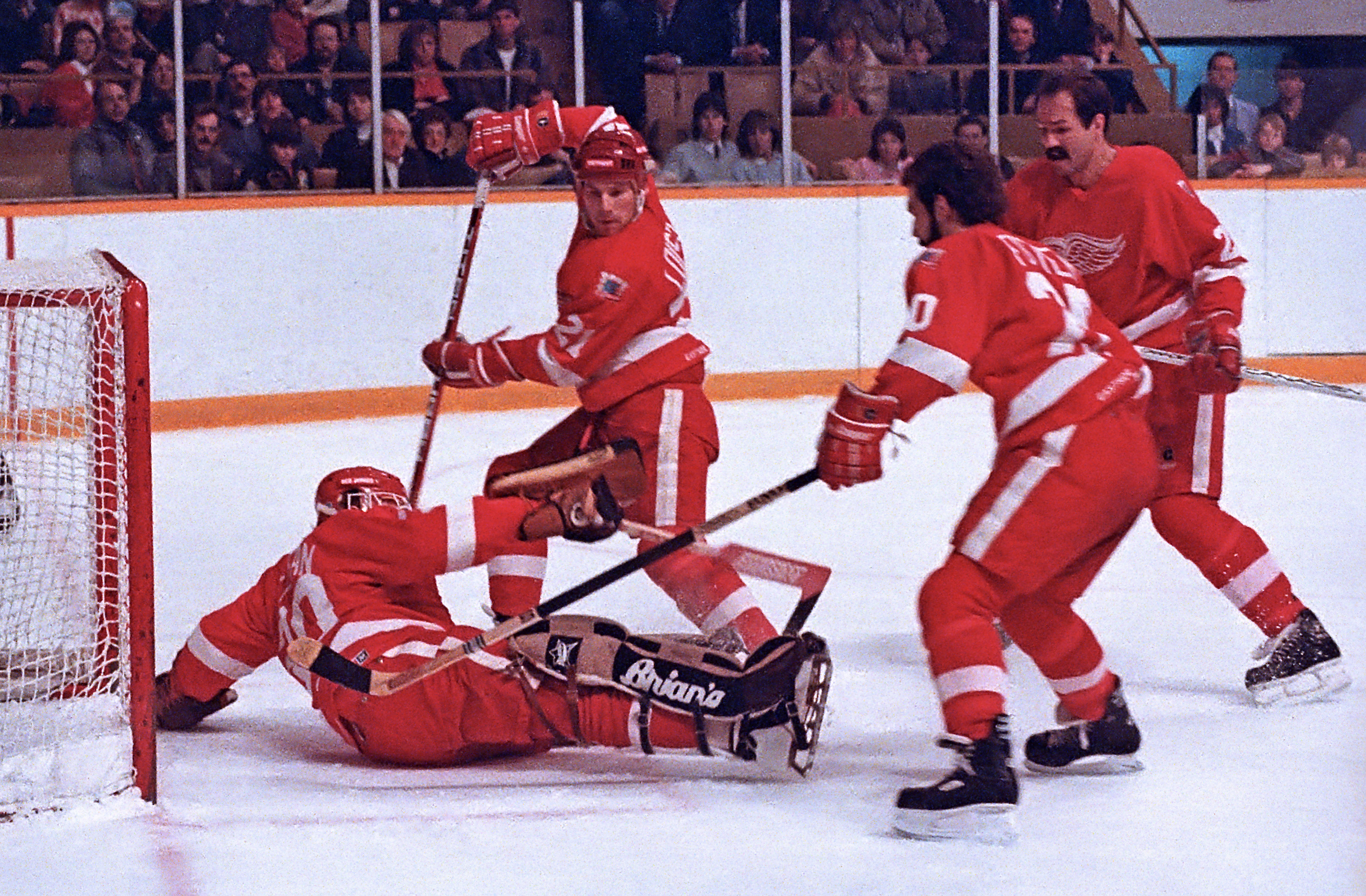 Red Wings Alumnus Dwight Foster Dead at 67