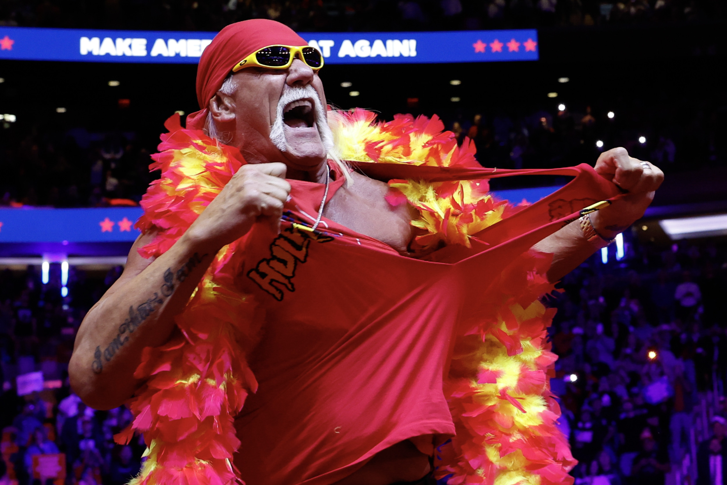 Hulk Hogan Booed During WWE Raw Netflix Debut