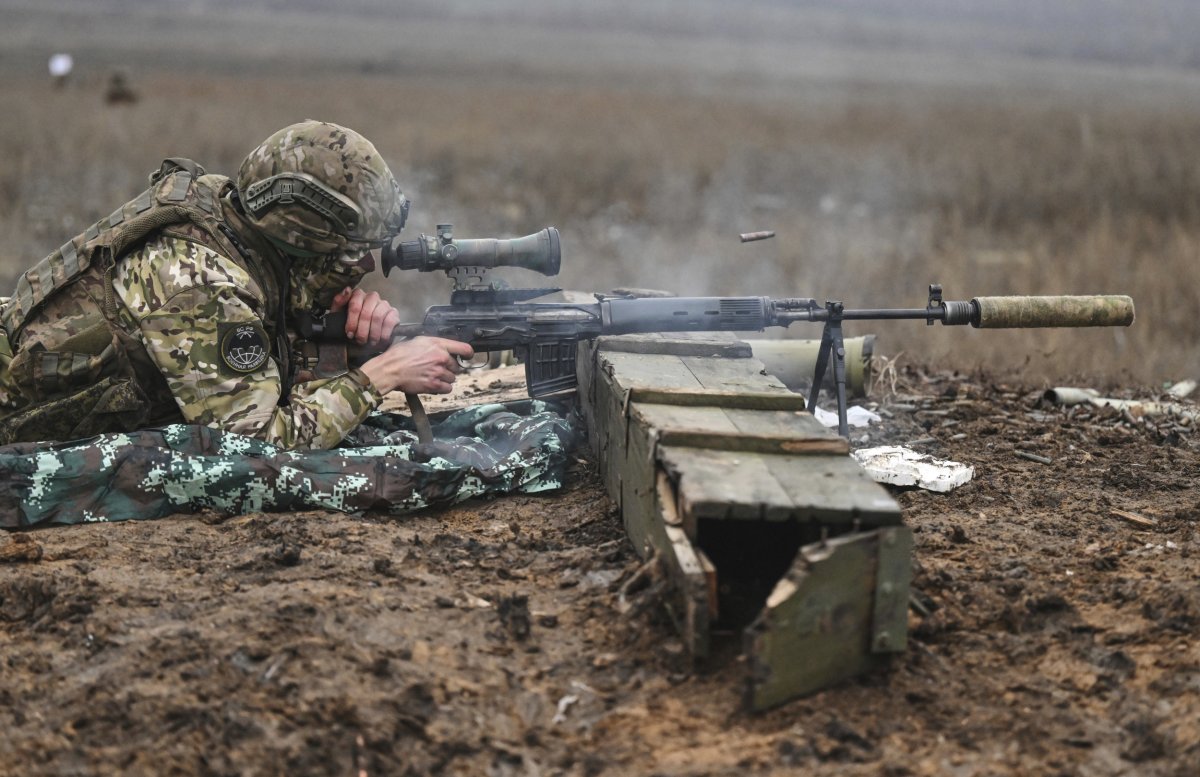 Russian Soldier Participates in Combat Training Exercise