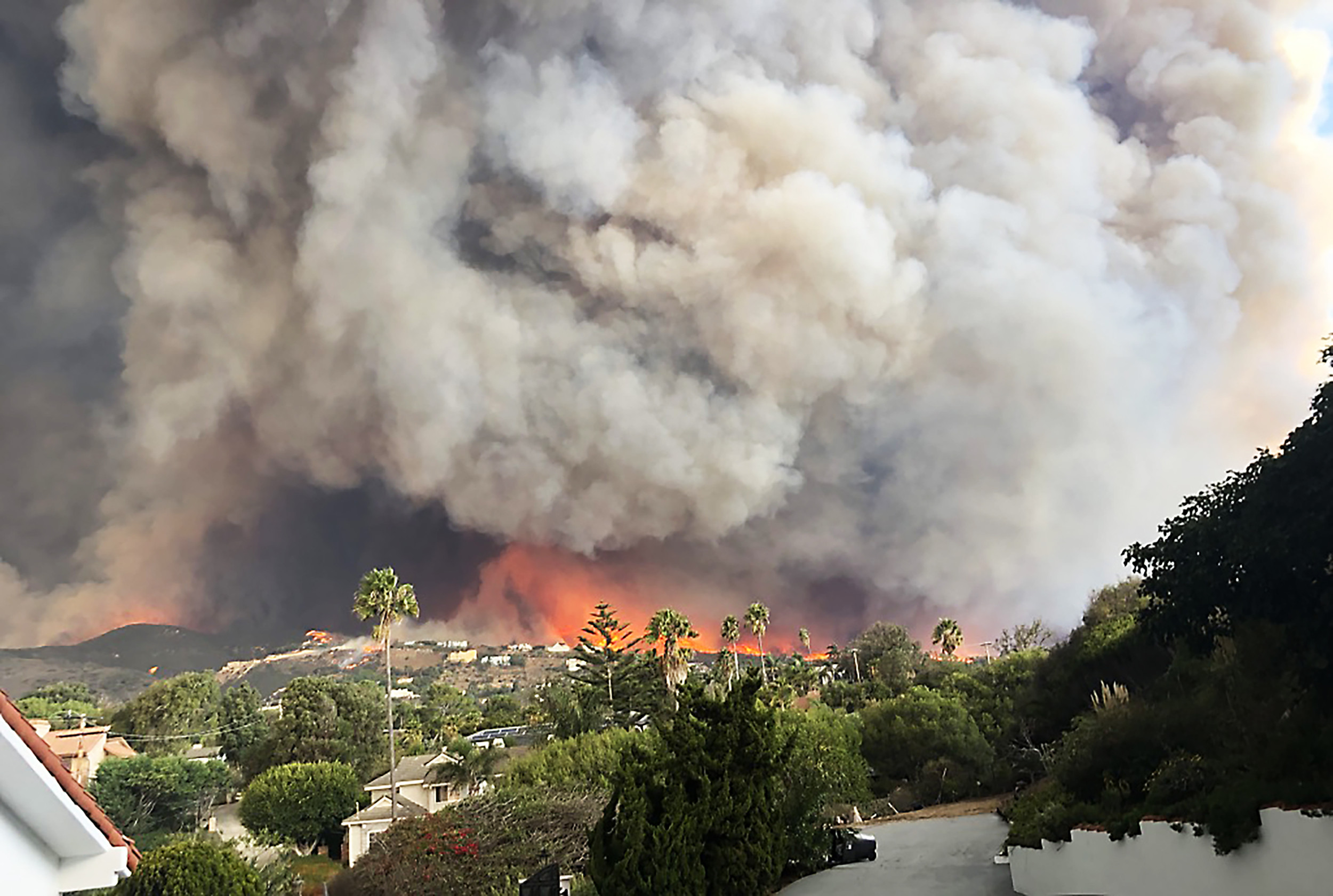 Pacific Palisades Wildfire Map Shows Celebrity Homes at Risk