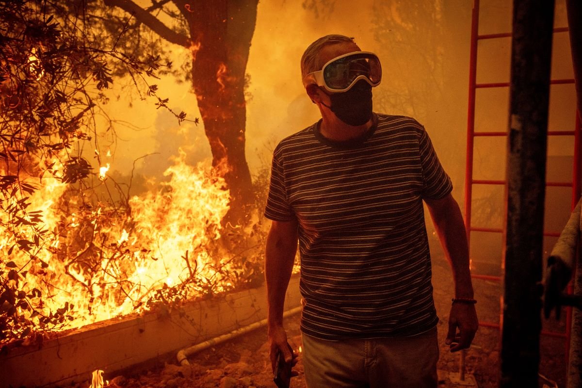 California Wildfires person in mask