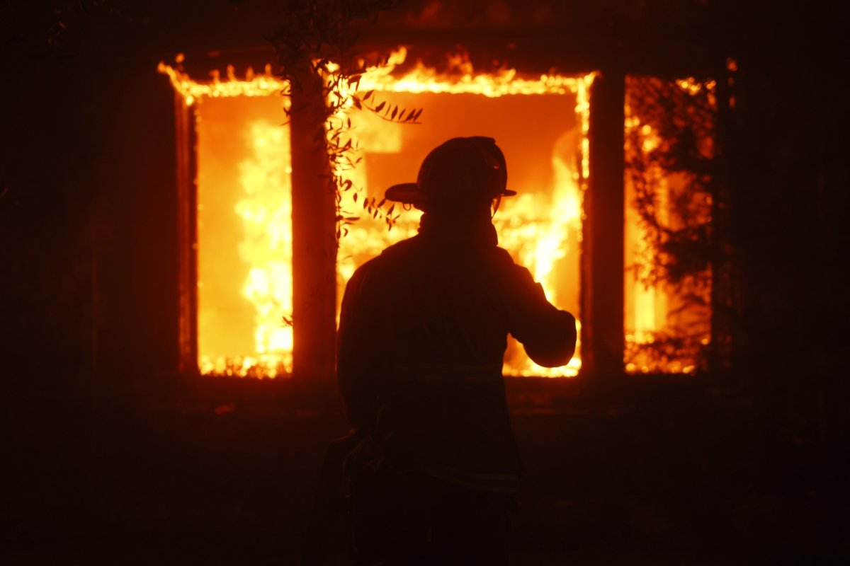 Firefighter Pacific Palisades