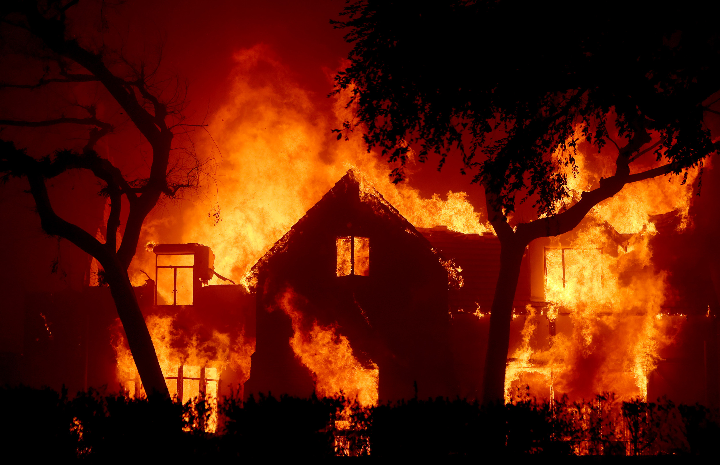 California Insurers Reduce Policies Amid Wildfire Crisis