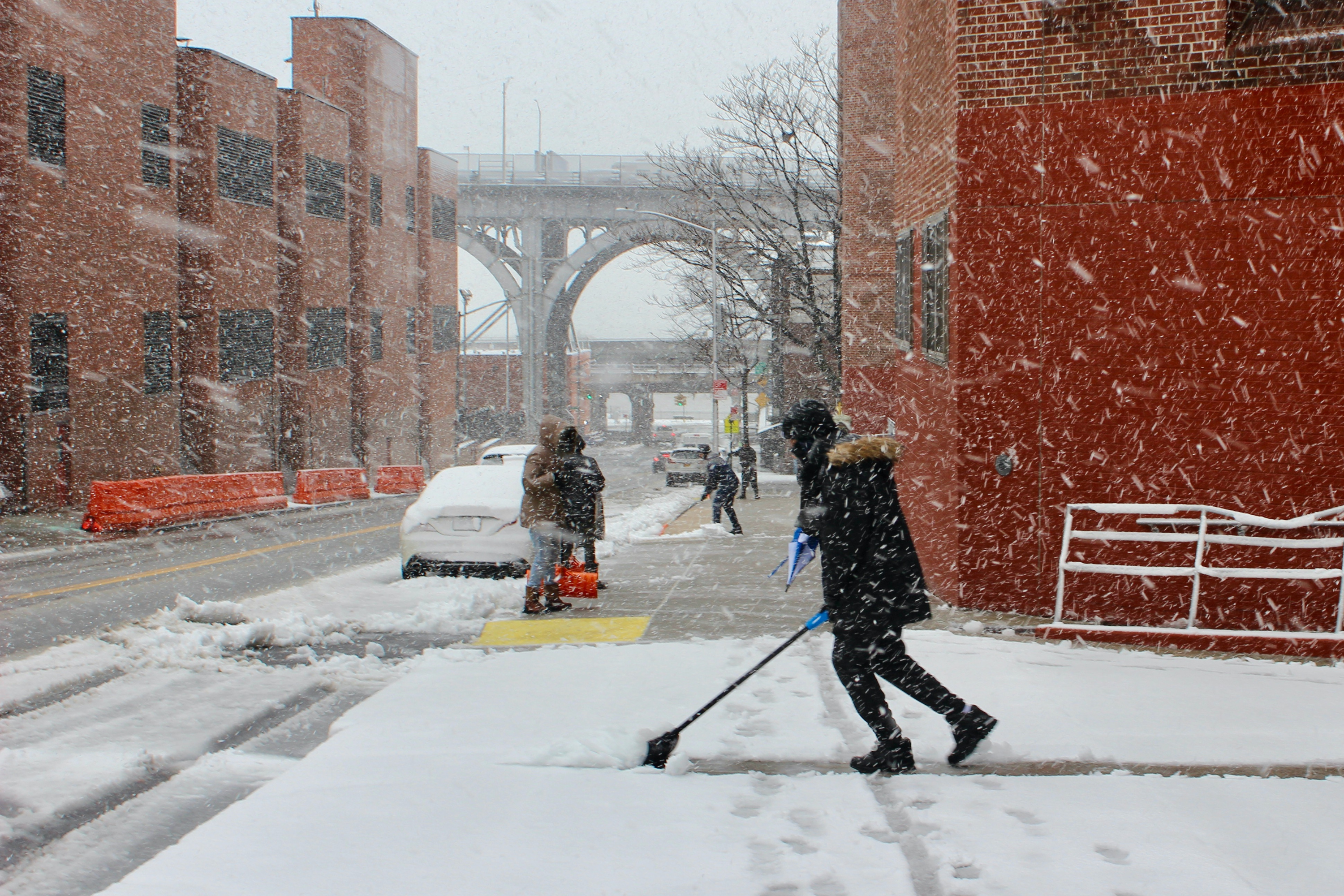 Doctor Reveals How to Stay Out of ER as Winter Storm Hits