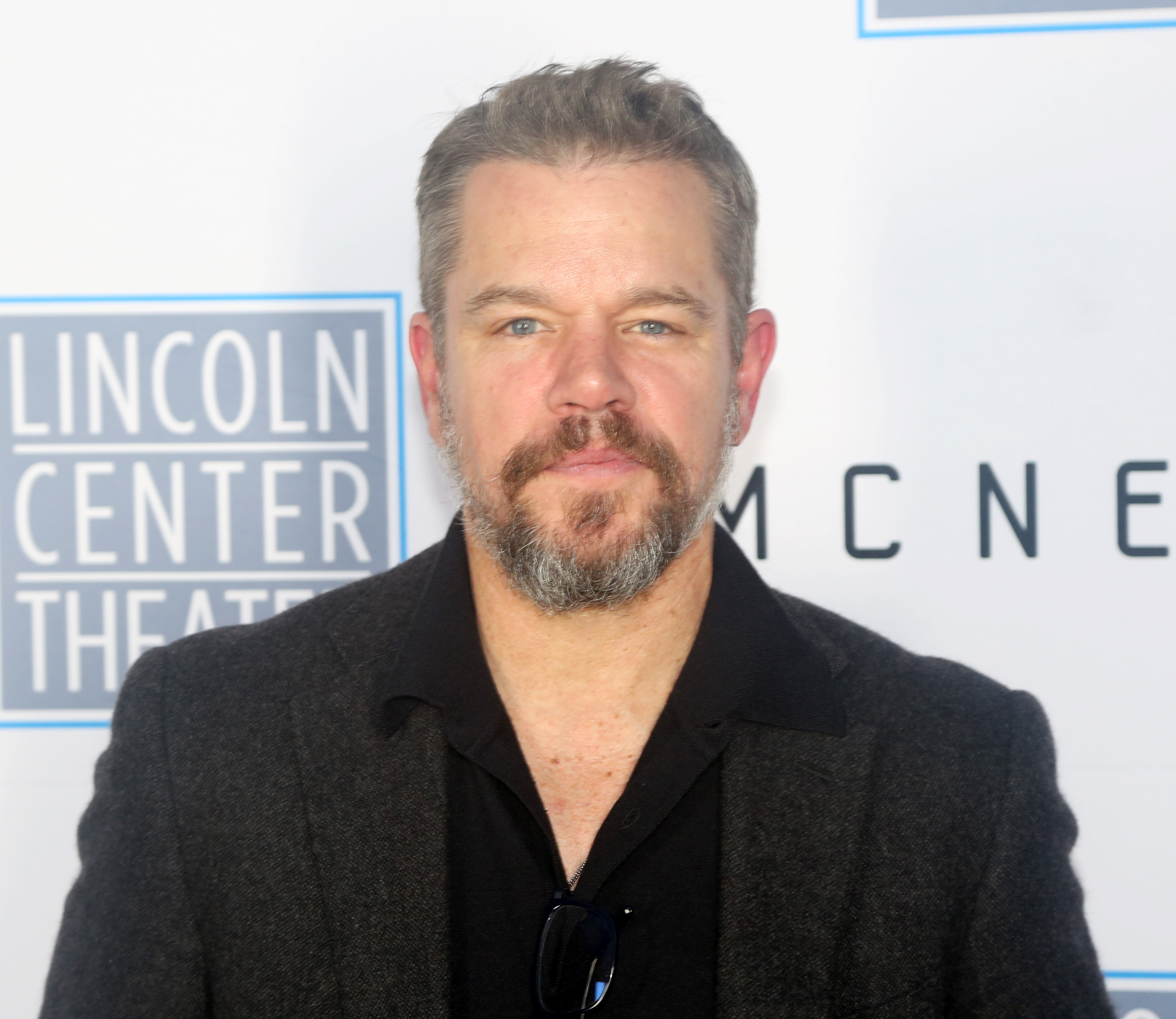 Hollywood Stars Fundraise to Help People Pay Medical Bills