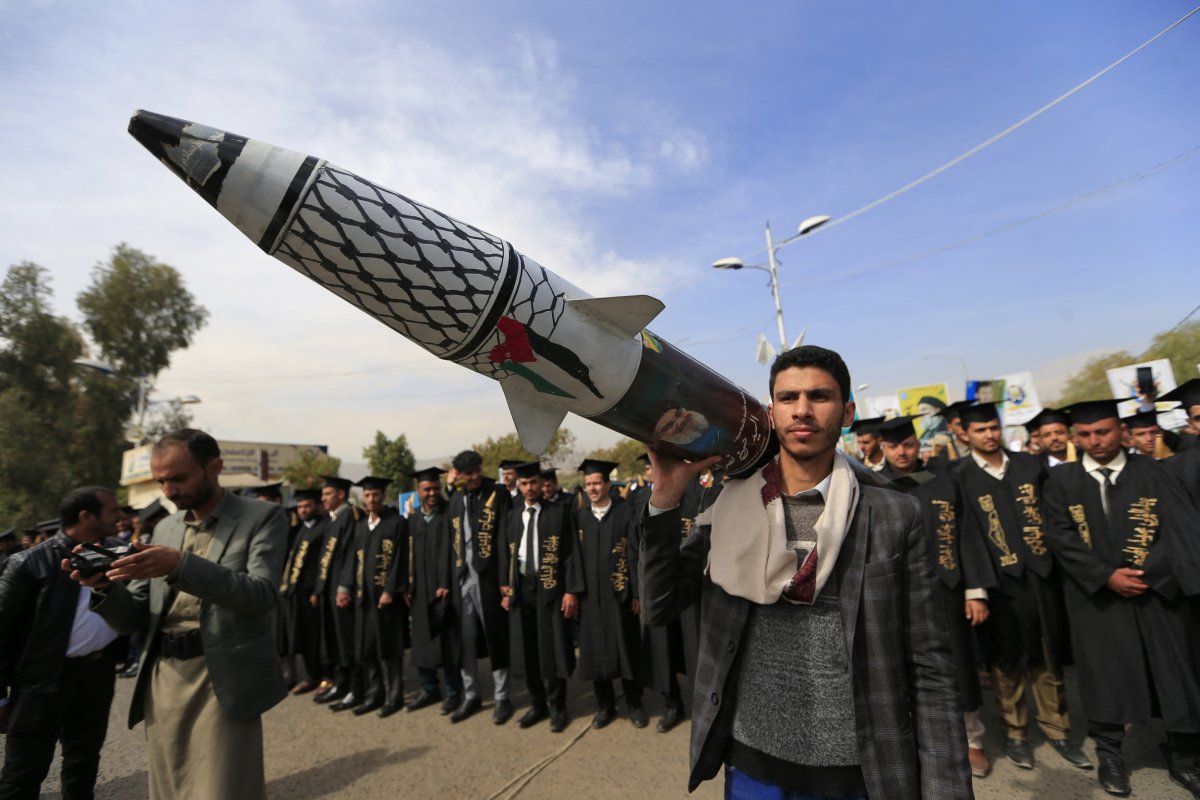 Houthi, rally, with, missile