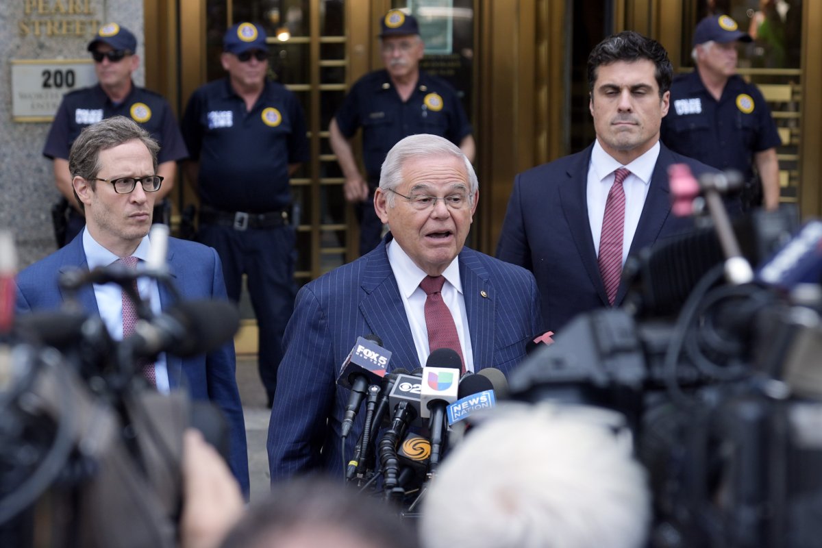 Sen. Bob Menendez leaves court