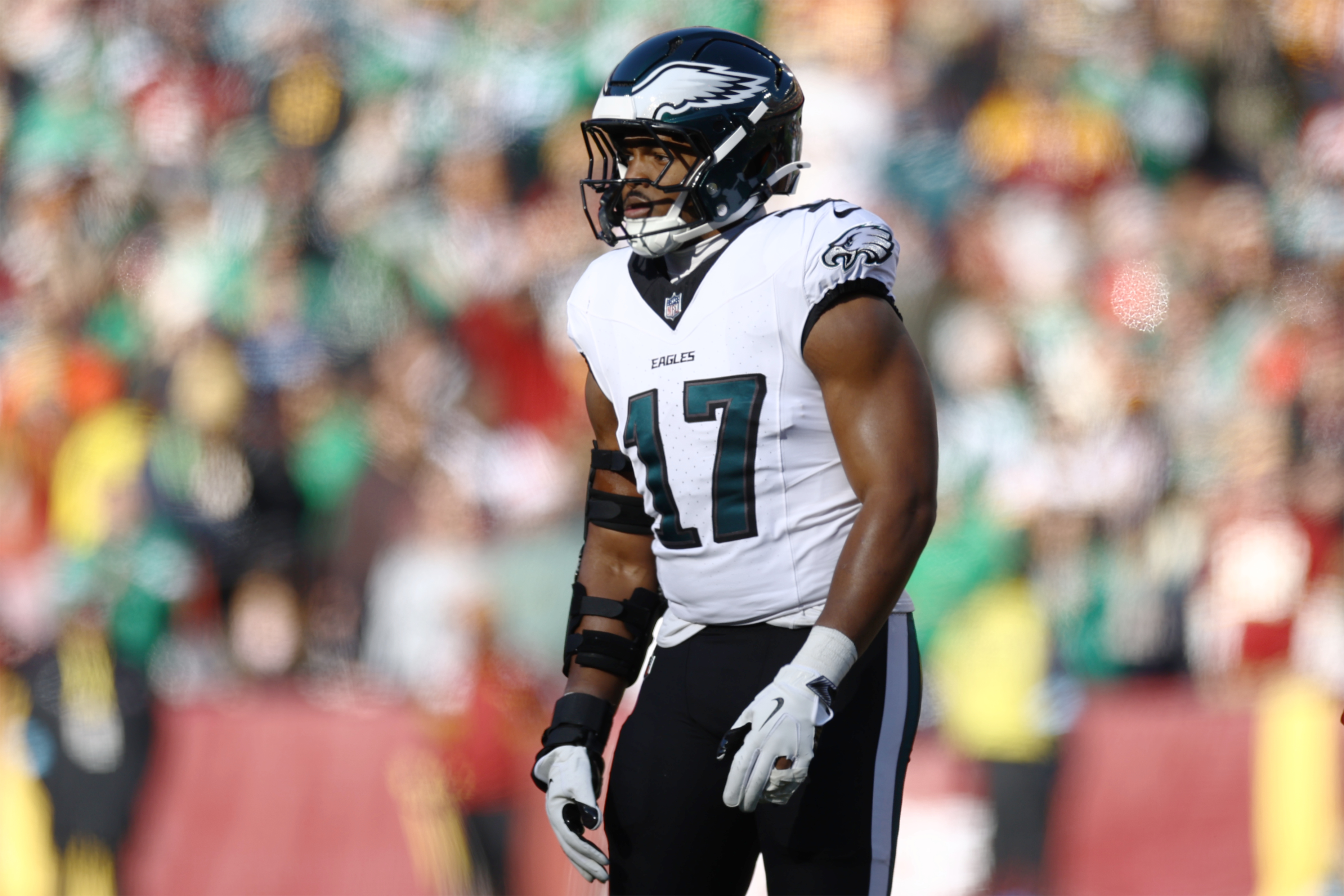 Eagles Nakobe Dean Carted Off Field With Apparent Injury