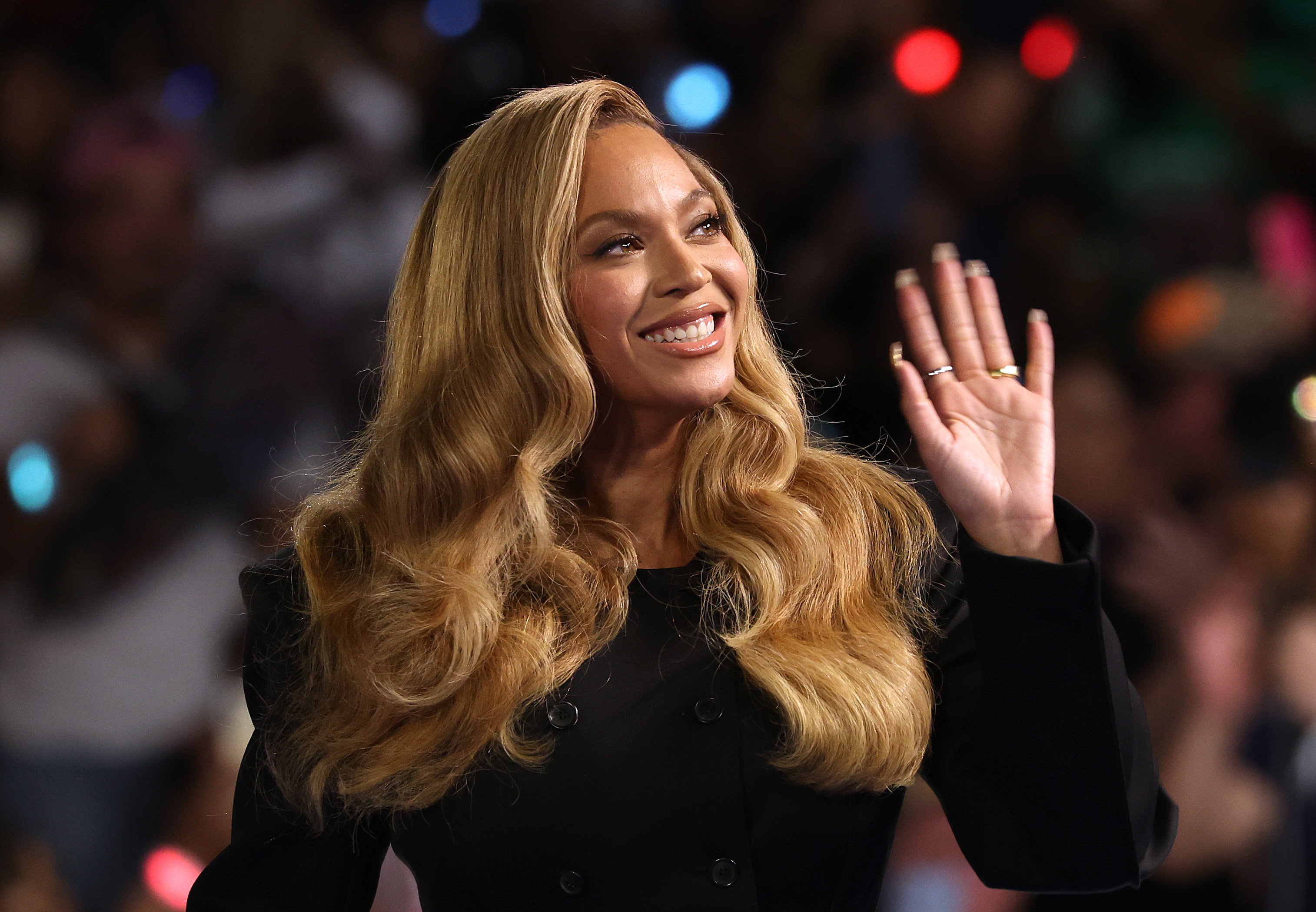 Beyoncé donates $2.5 million to support LA wildfire relief
