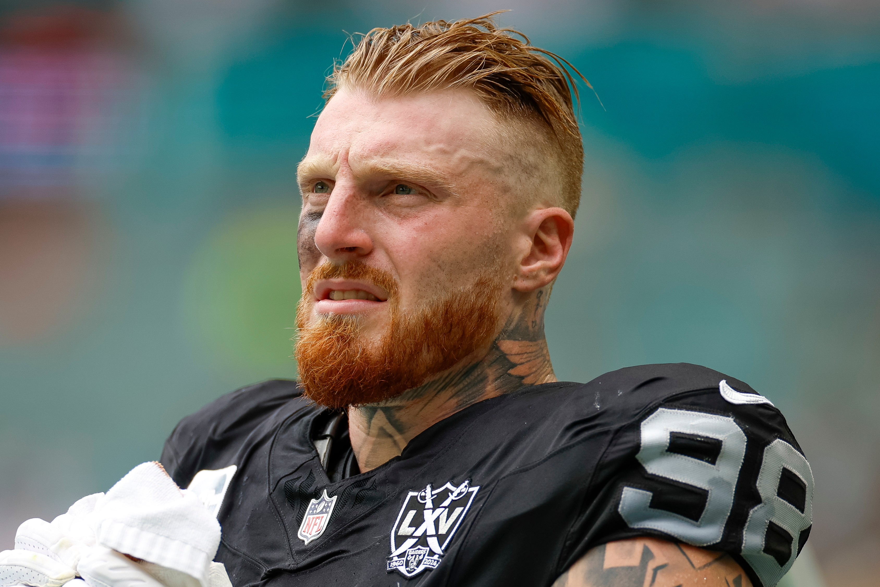 Raiders' Star Maxx Crosby Signs Deal With Bare Knuckle Fighting Championship