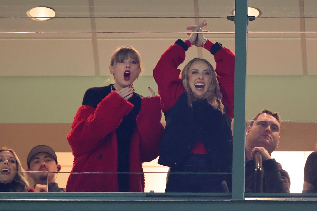 Taylor Swift Brittany Mahomes