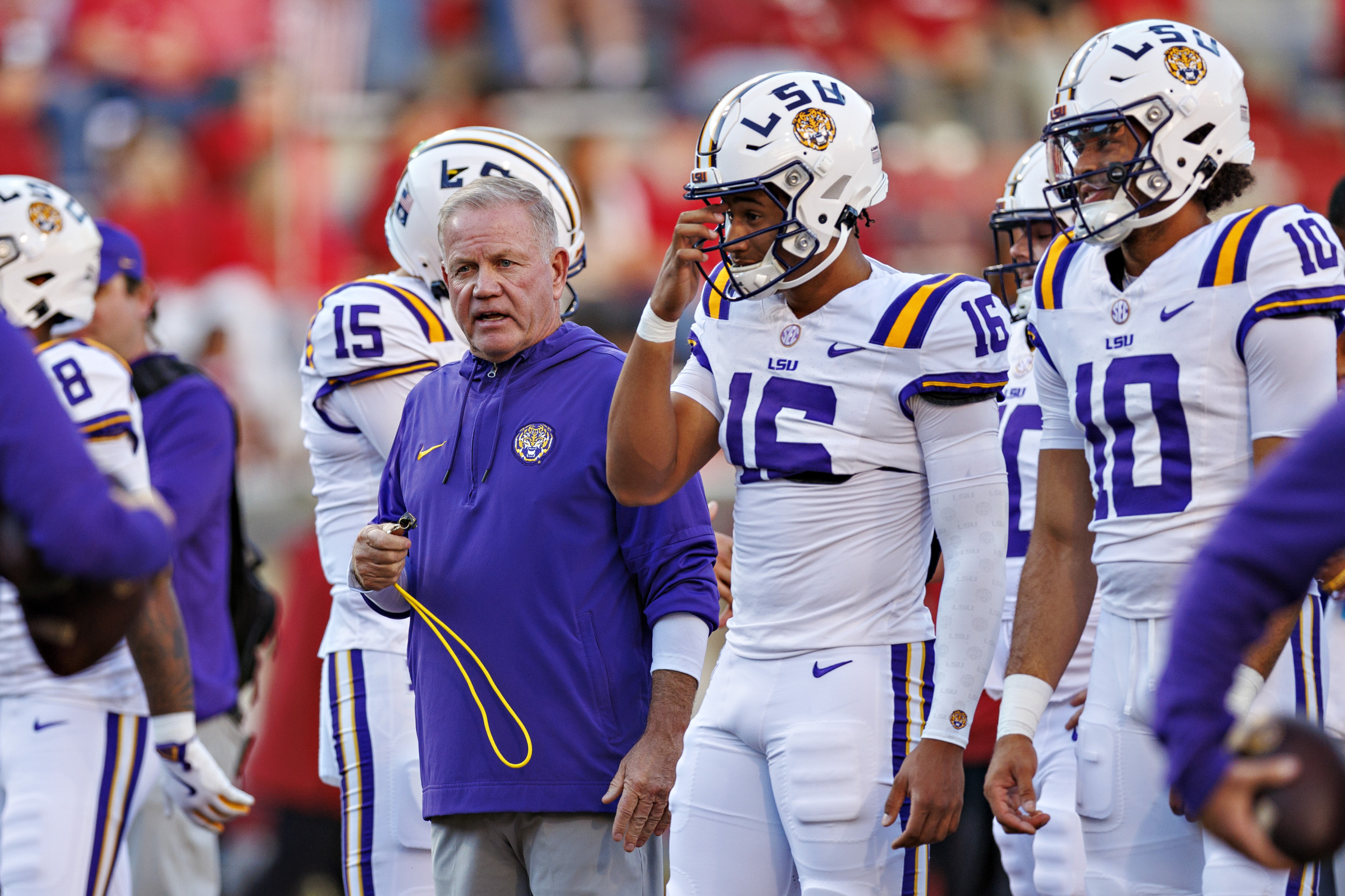 LSU Quarterback Hospitalized After Being Found Unresponsive Following Car  Crash - Newsweek