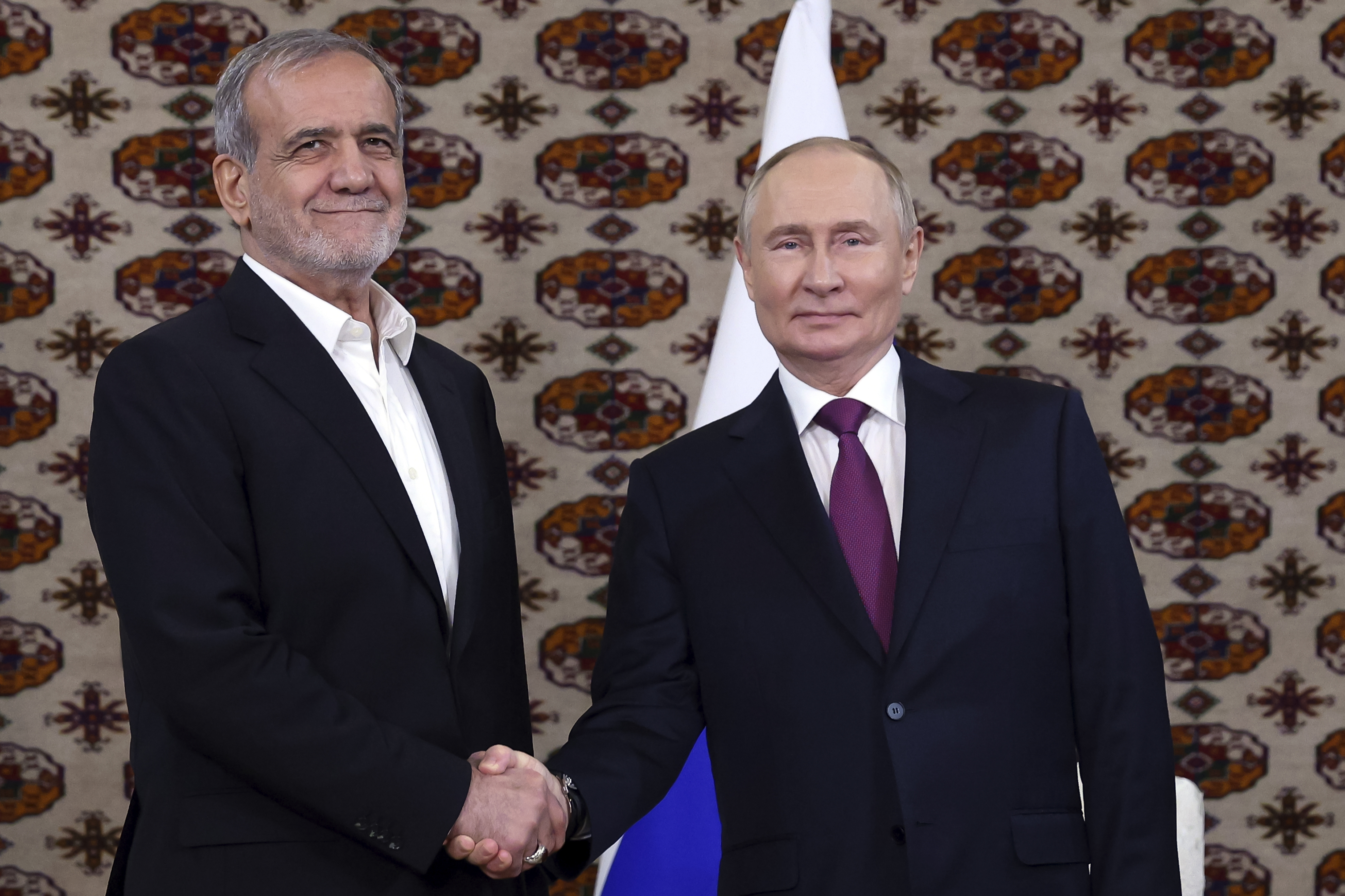 Russia, Iran sign 20-year strategic partnership treaty