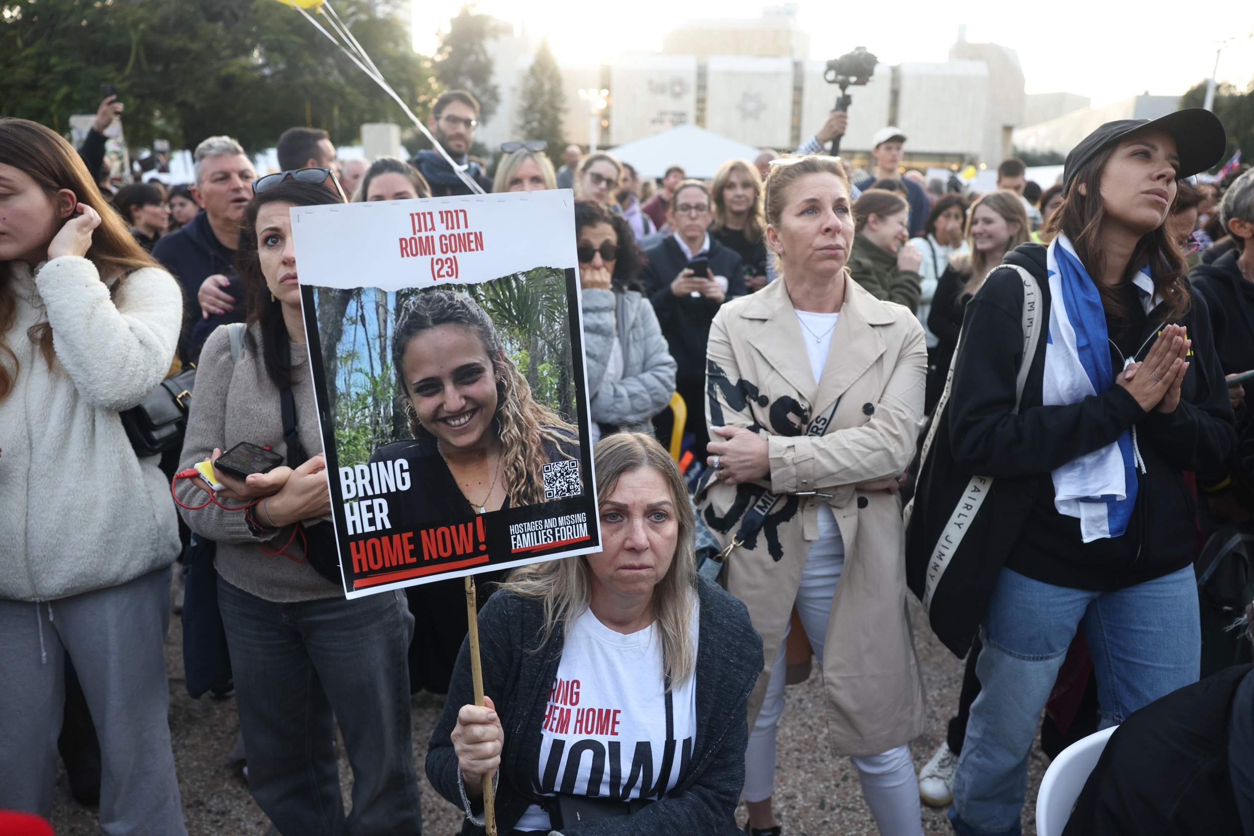 Hamas Releases Three Israeli Hostages as Ceasefire Moves Forward