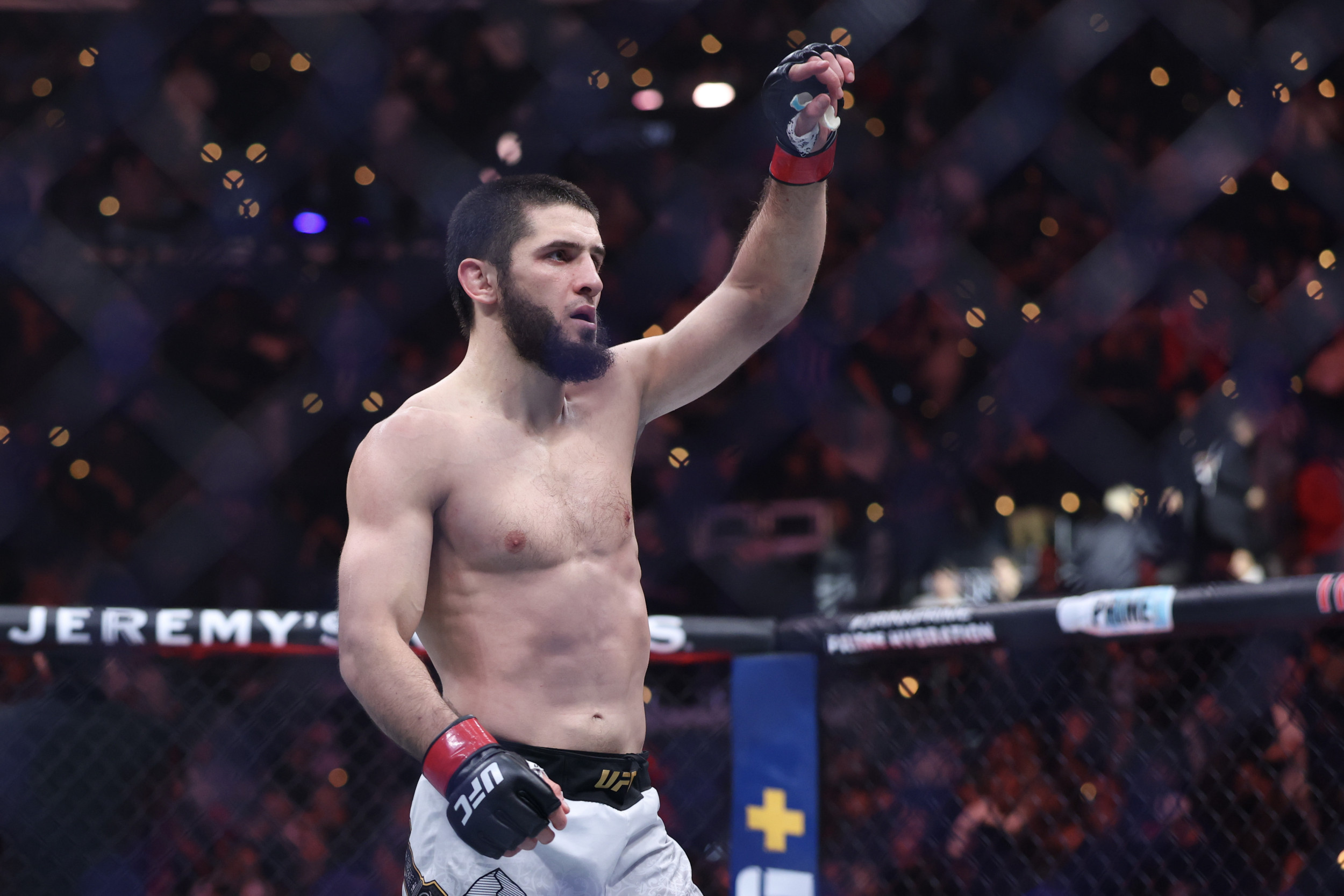 Islam Makhachev Targets Dricus Du Plessis Middleweight Championship